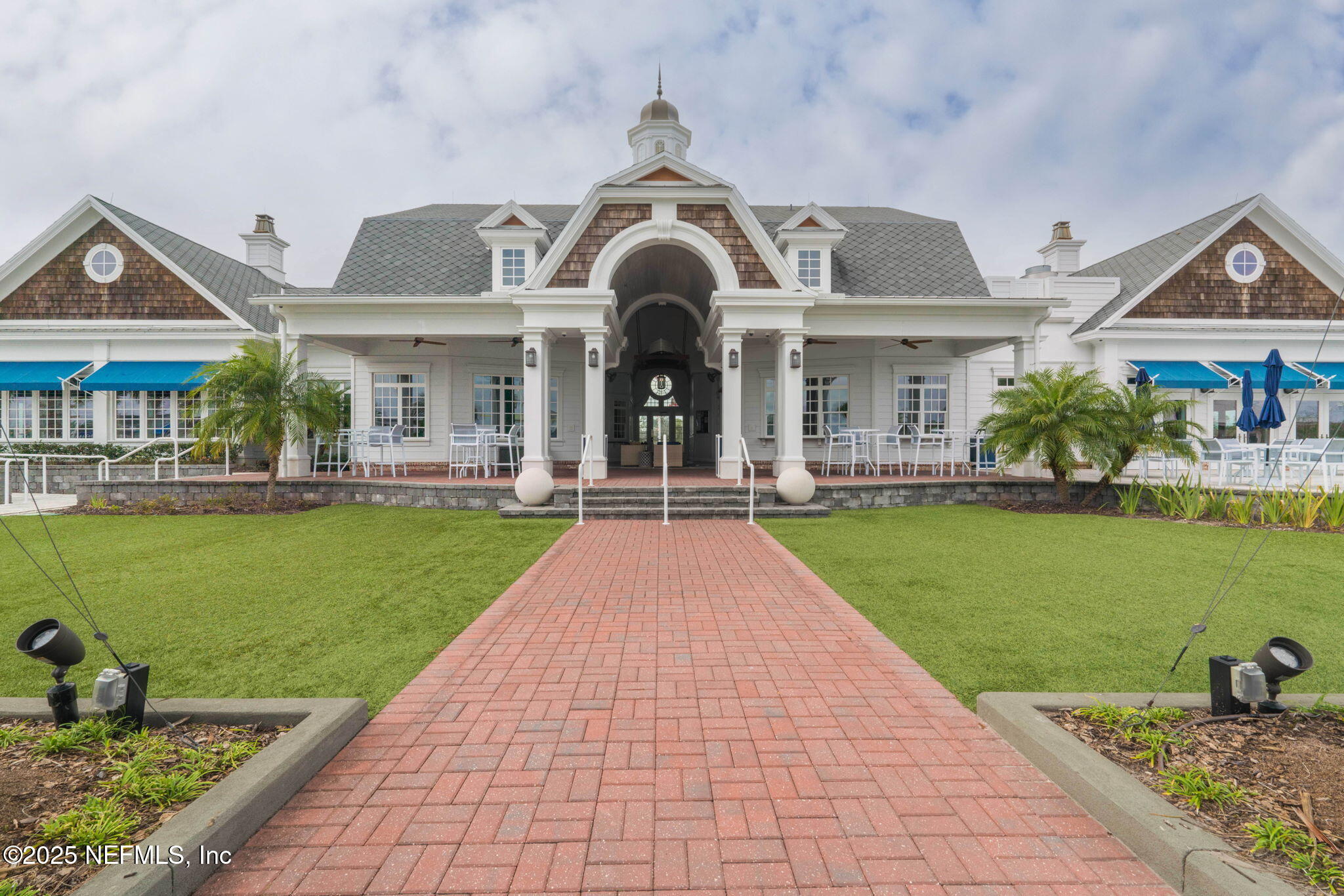 81 RIPPLE Road, St. Johns