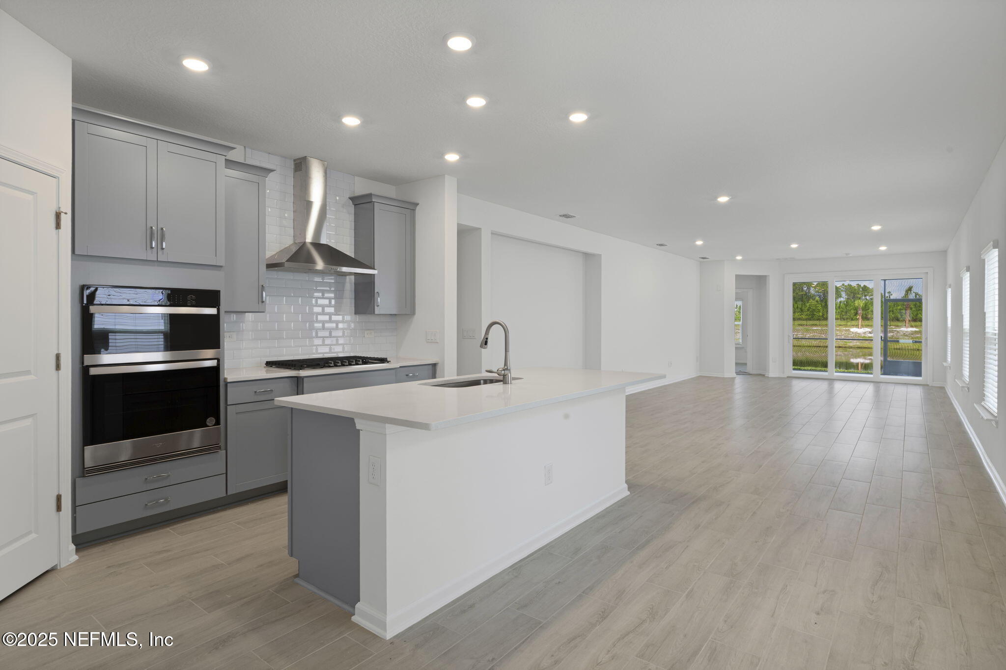 81 RIPPLE Road, St. Johns