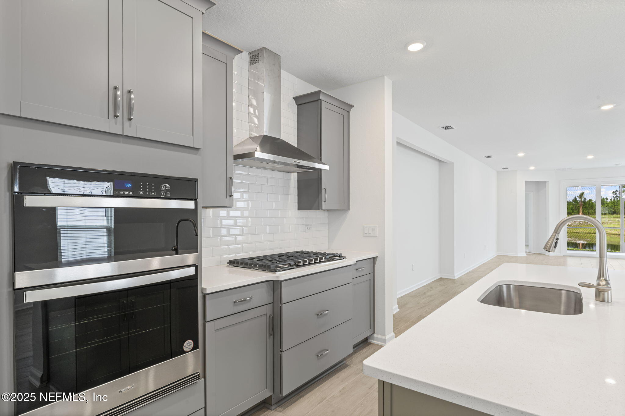 81 RIPPLE Road, St. Johns