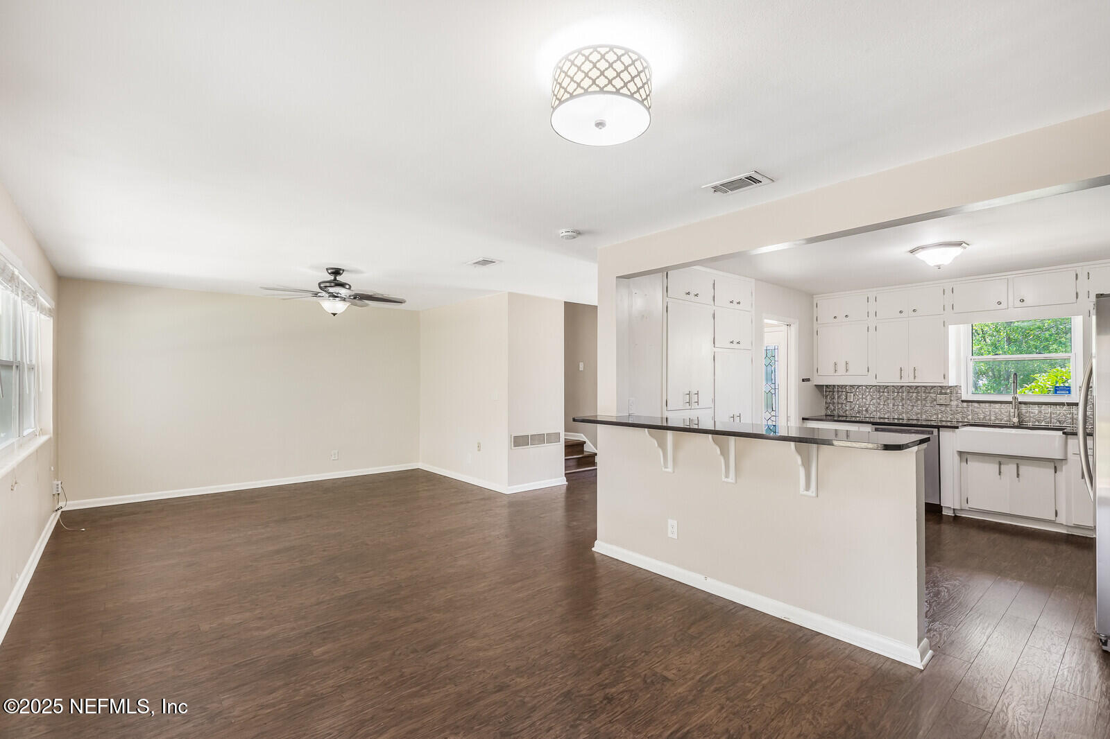 3592 THORNHILL Drive