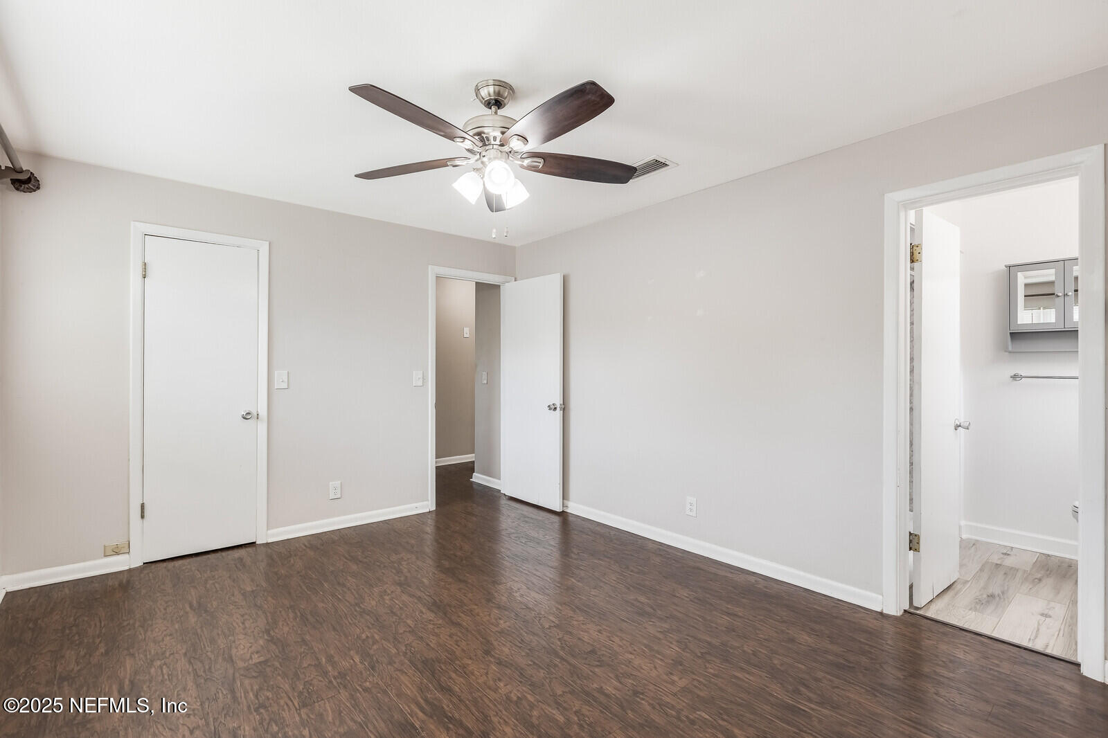 3592 THORNHILL Drive