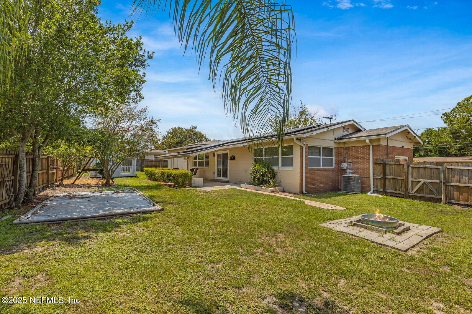 3592 THORNHILL Drive