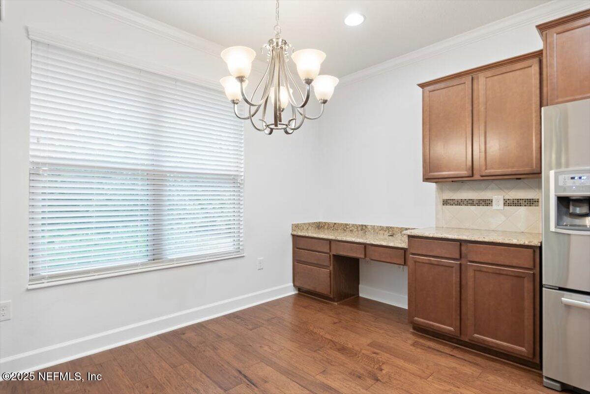 875 WANDERING WOODS Way
