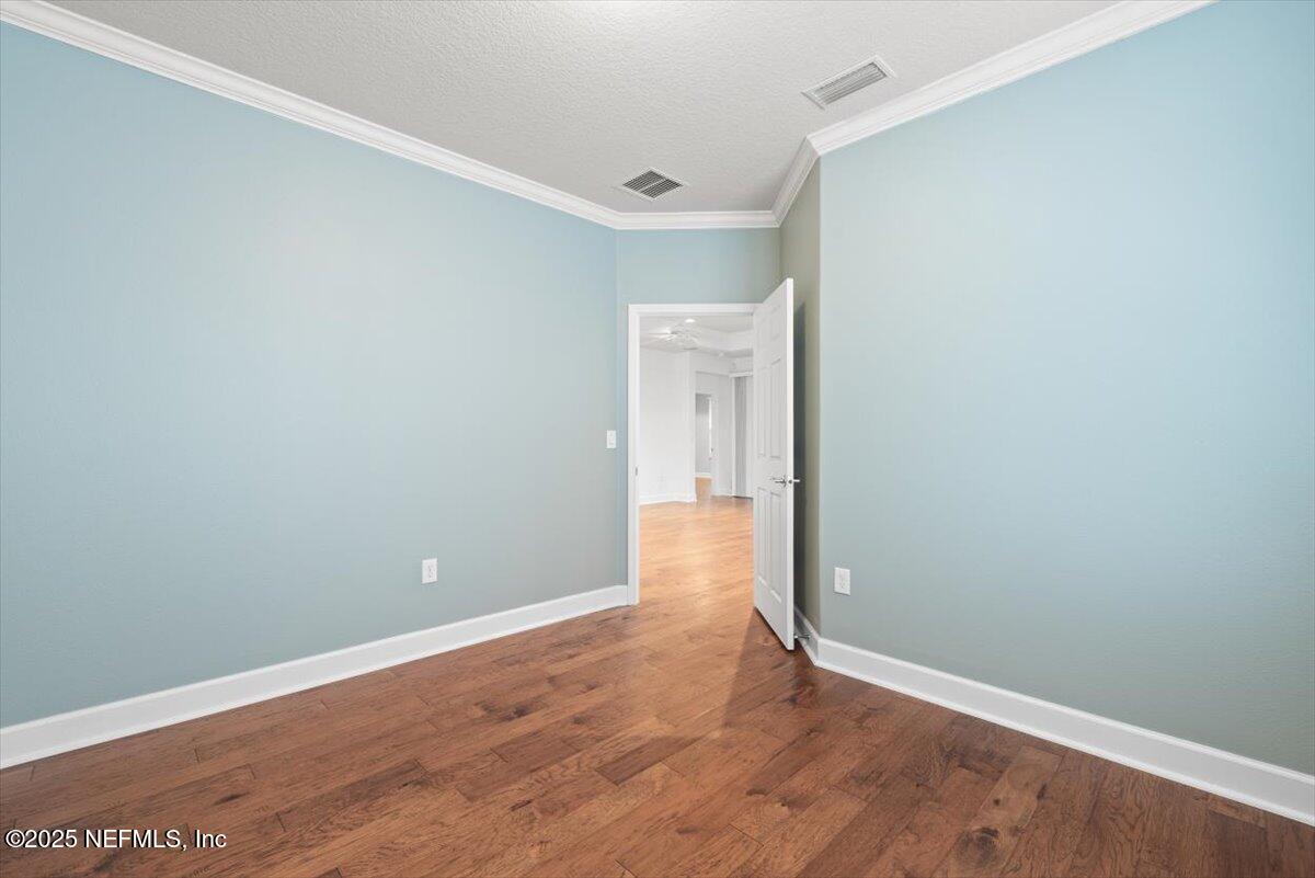 875 WANDERING WOODS Way