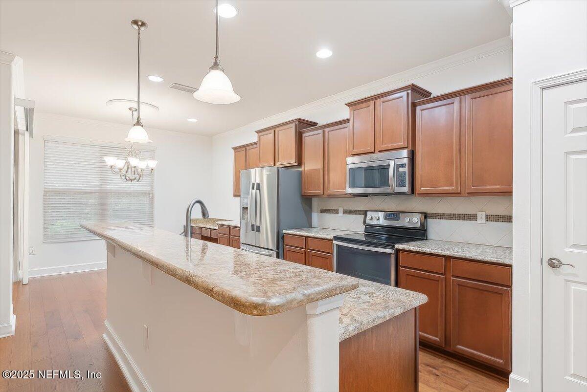 875 WANDERING WOODS Way