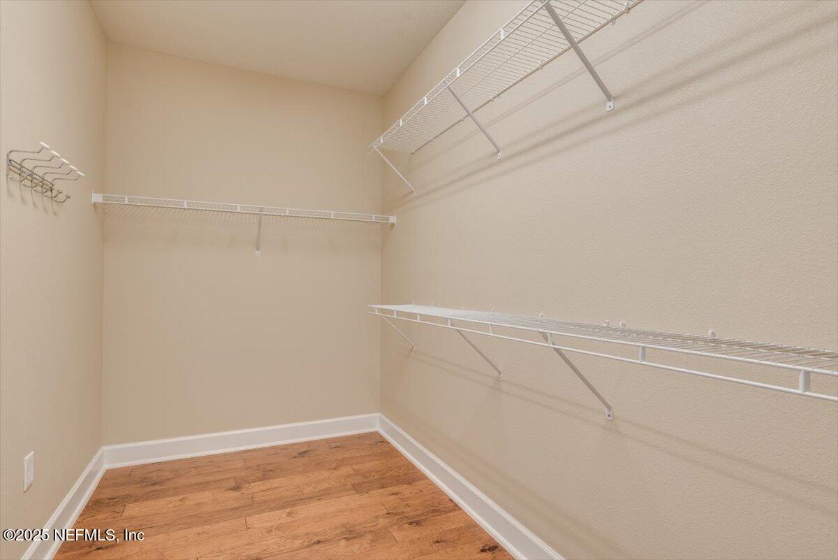 875 WANDERING WOODS Way