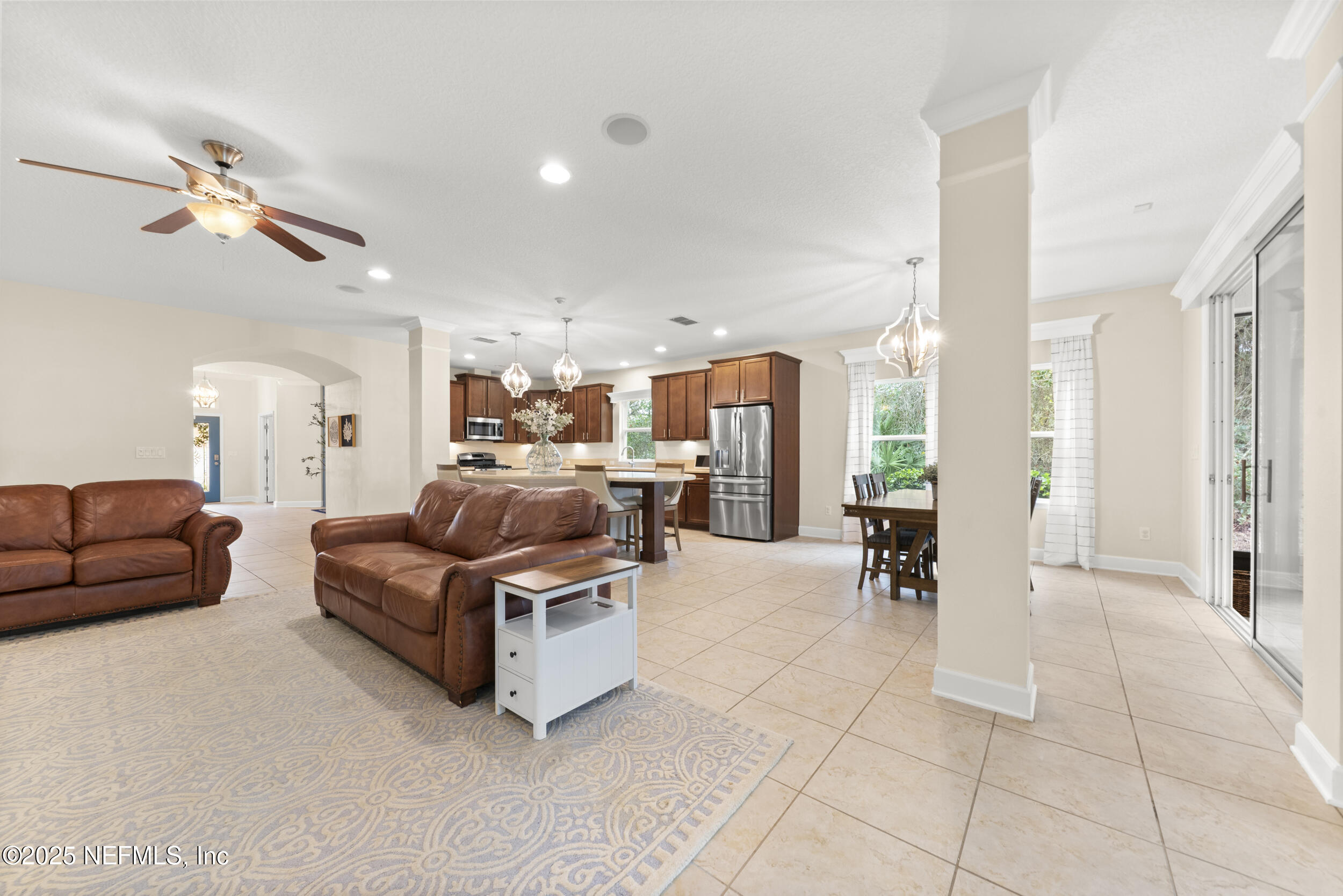 61 TAYLOR RIDGE Avenue