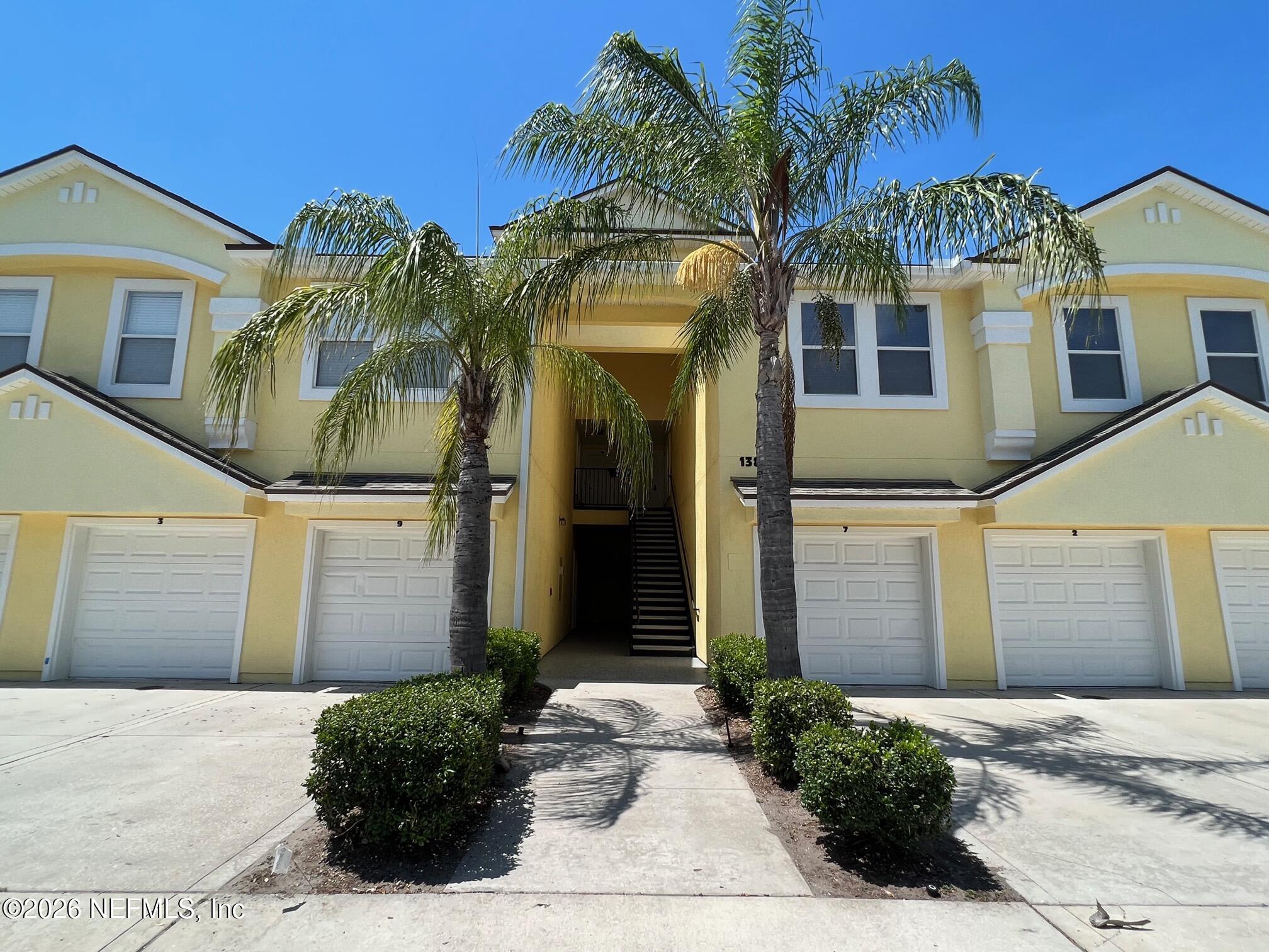 13811 HERONS LANDING Way 9