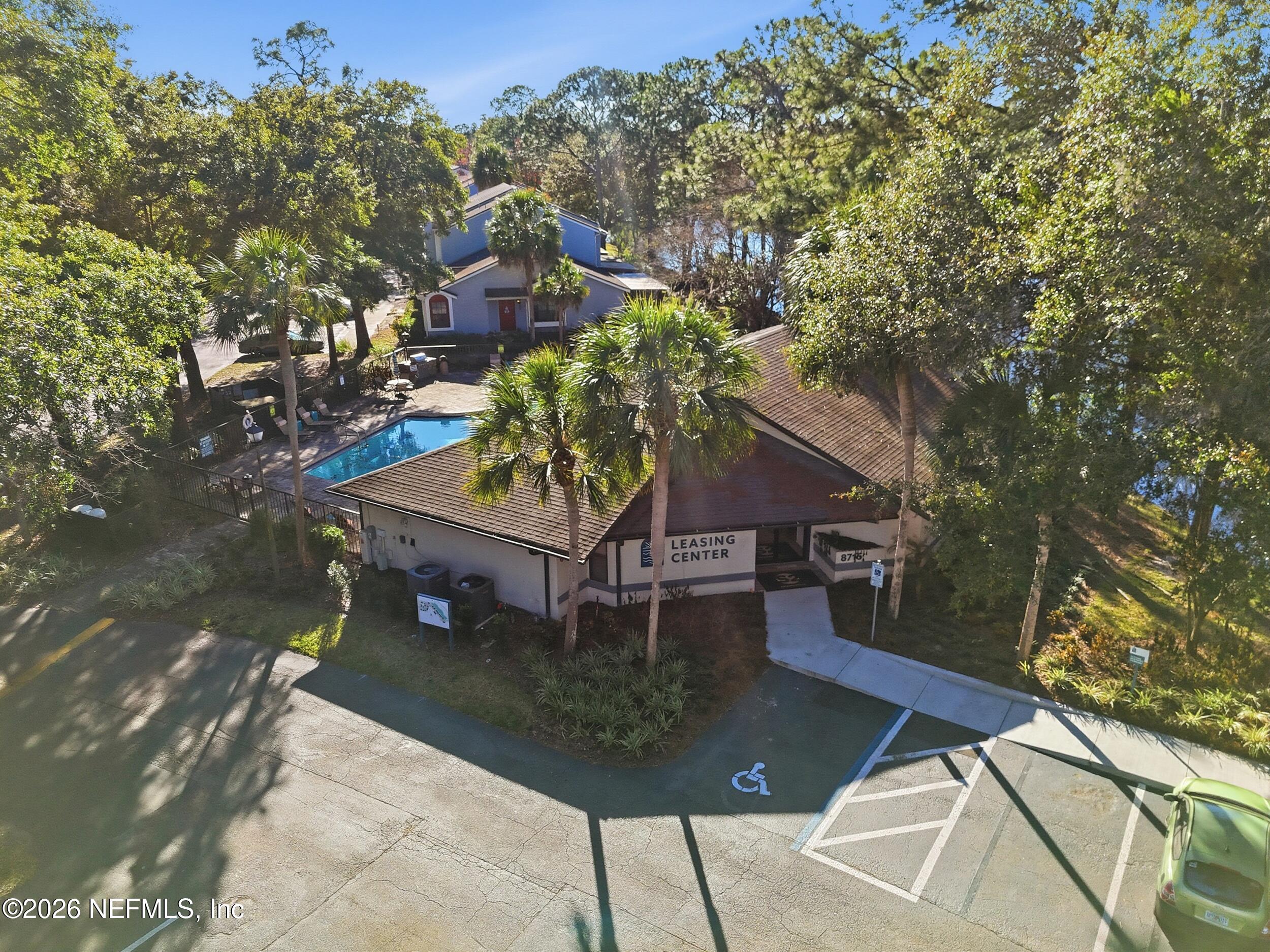 8715 BELLE RIVE Boulevard 1607