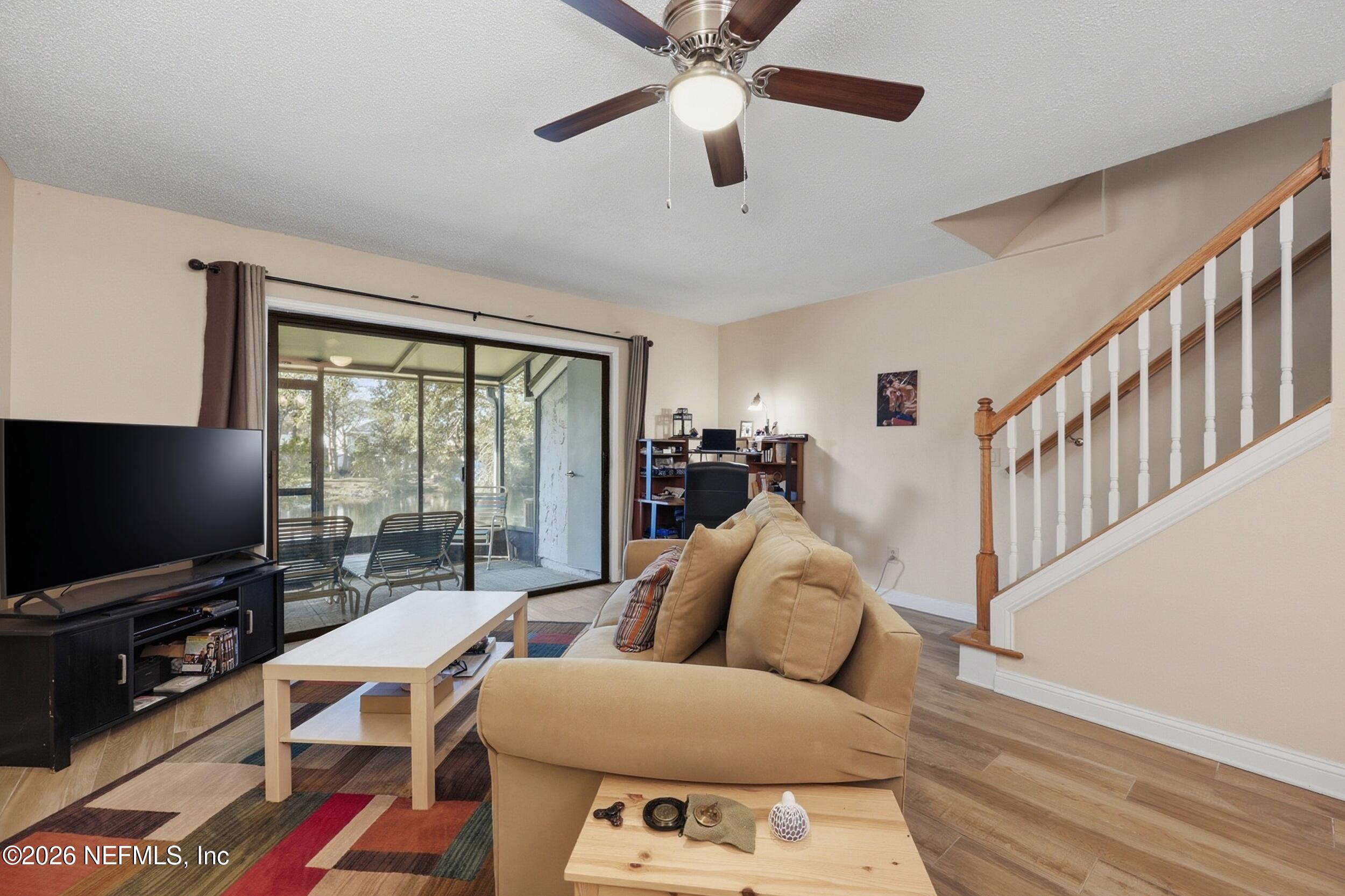 8715 BELLE RIVE Boulevard 1607
