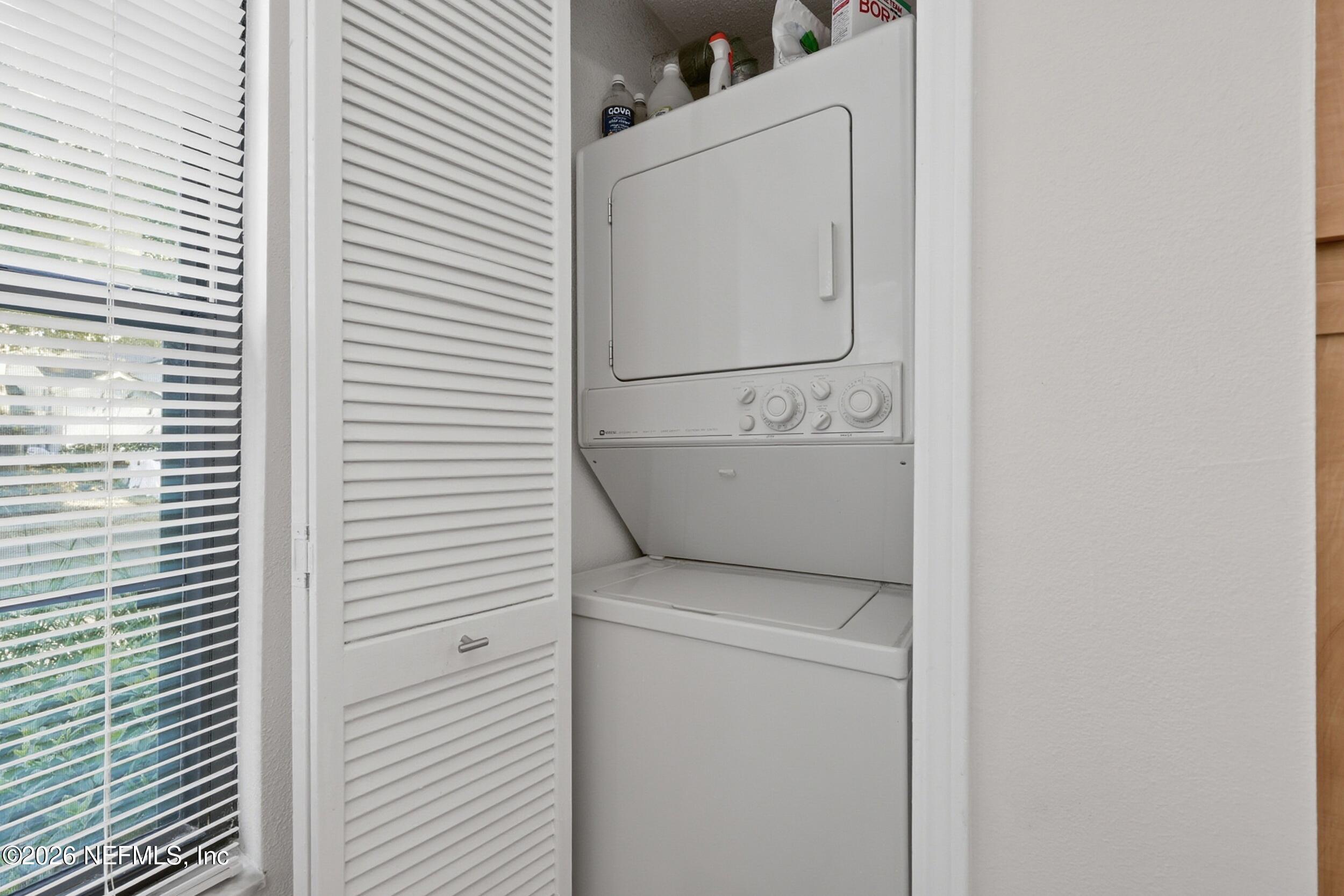 8715 BELLE RIVE Boulevard 1607