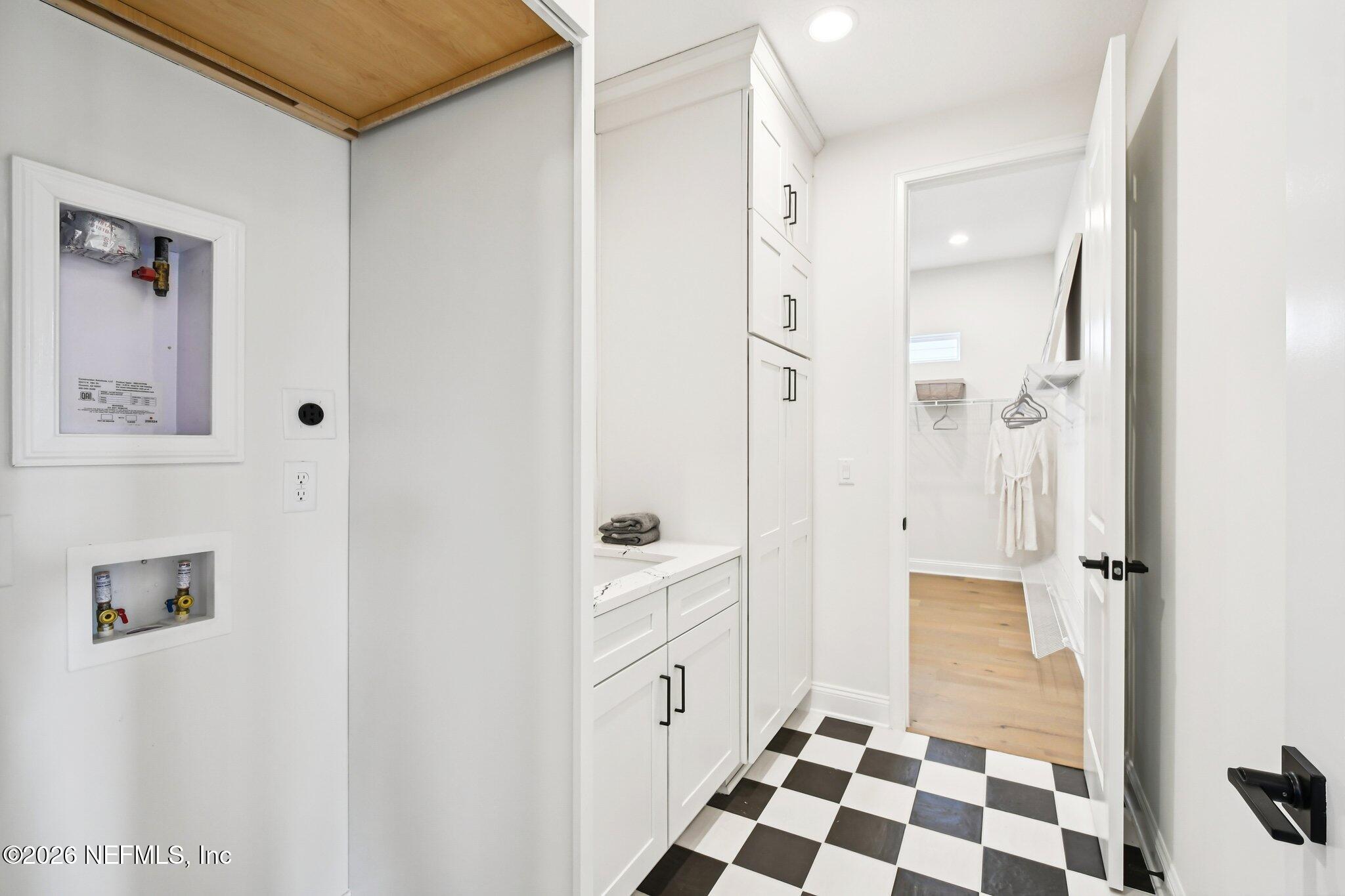 51 WHITECAP Lane