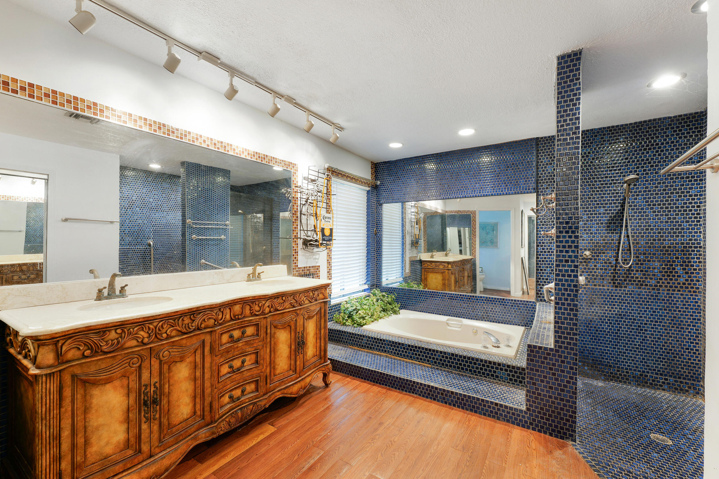 13362 La Mirada Circle