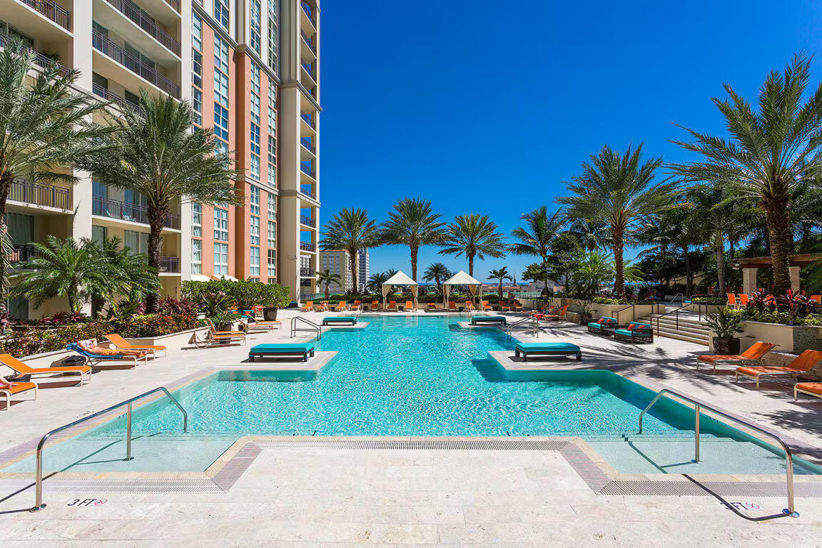 550 Okeechobee Boulevard 622