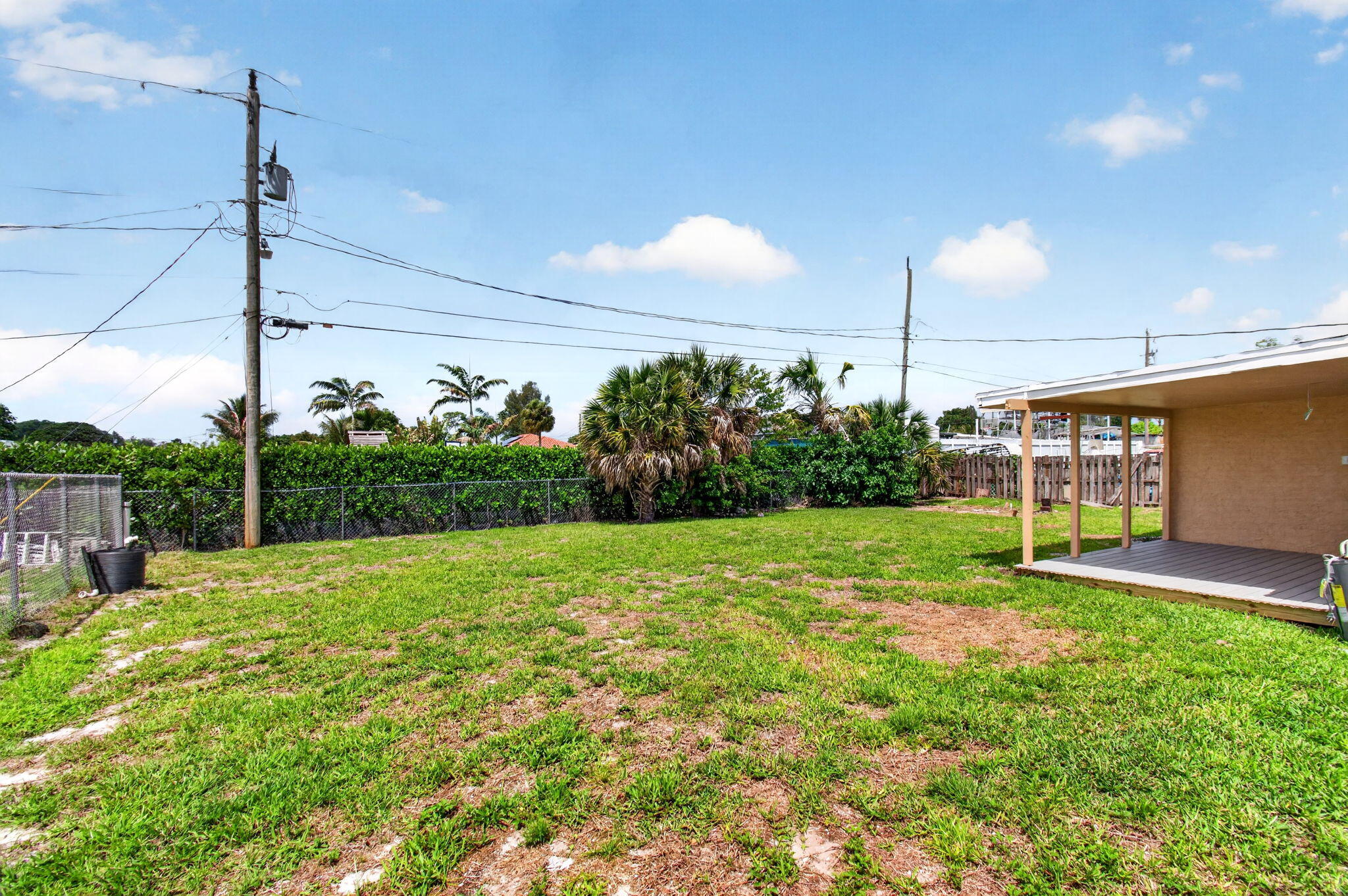 1537 E Breezy Lane, Plantation Mobile Home Park