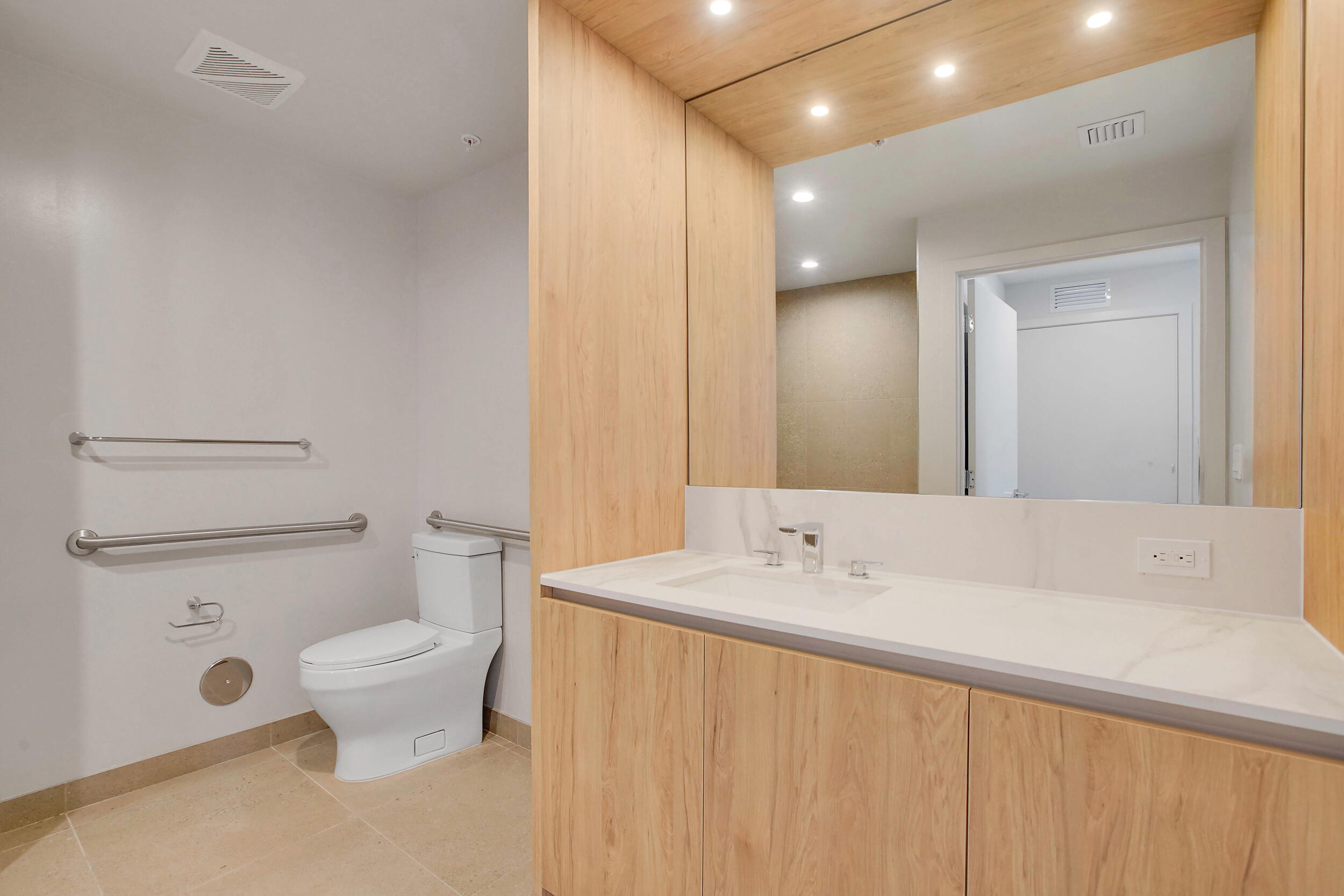 601 N Miami Avenue Unit: 2107