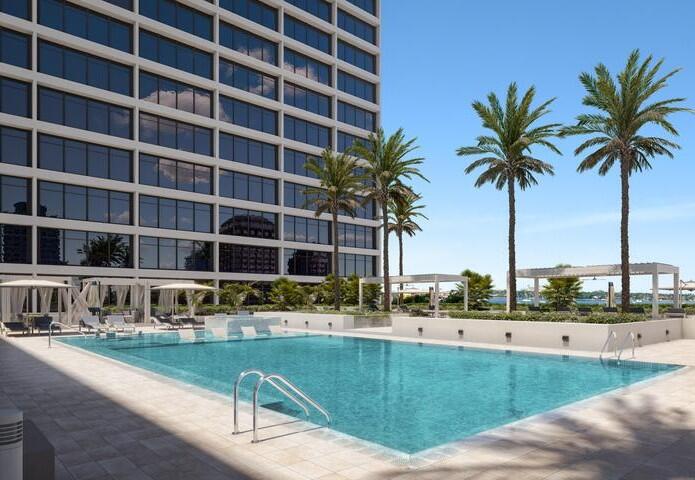 529 S Flagler Drive 24E