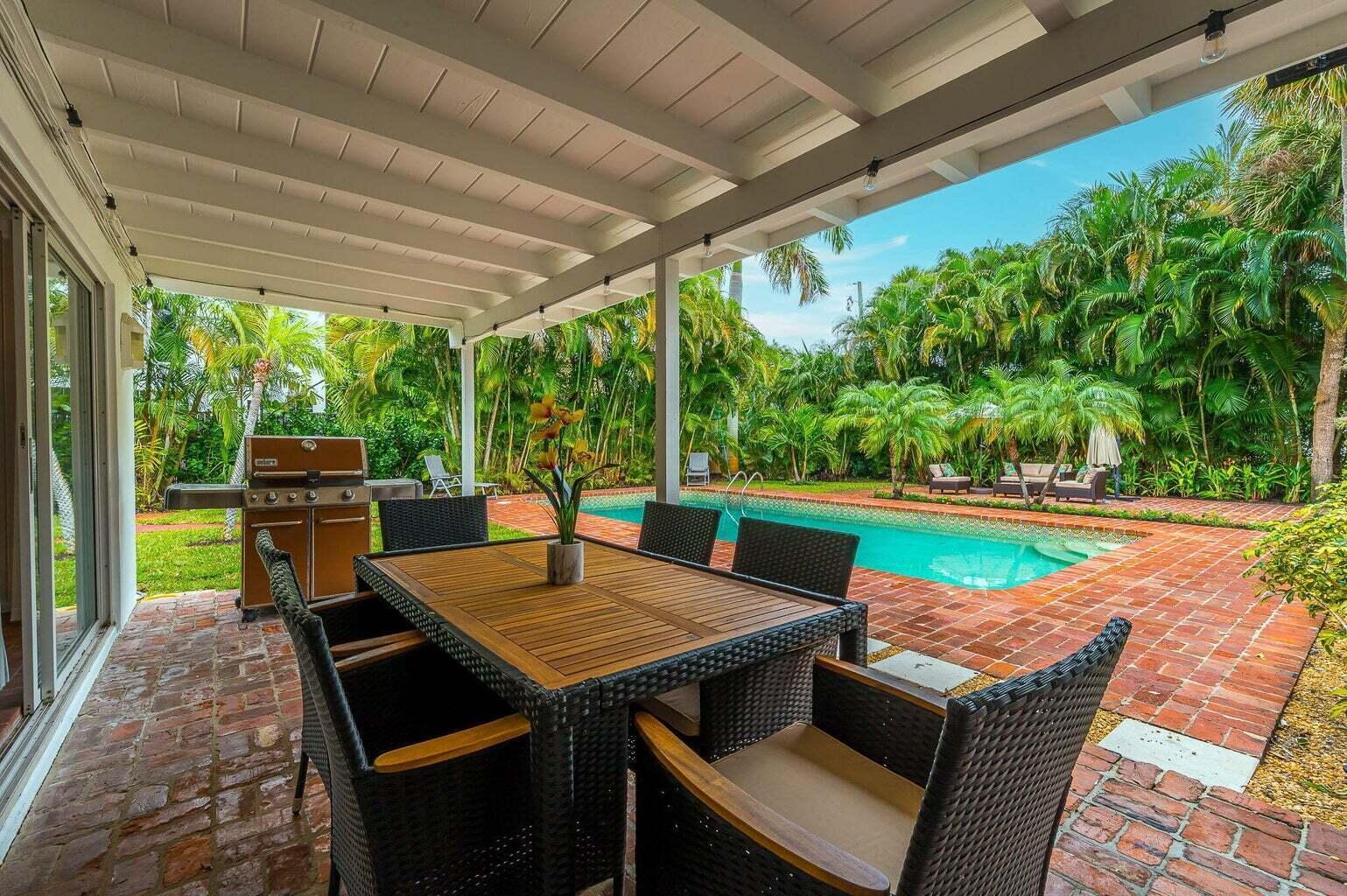 127 MIRAMAR Way