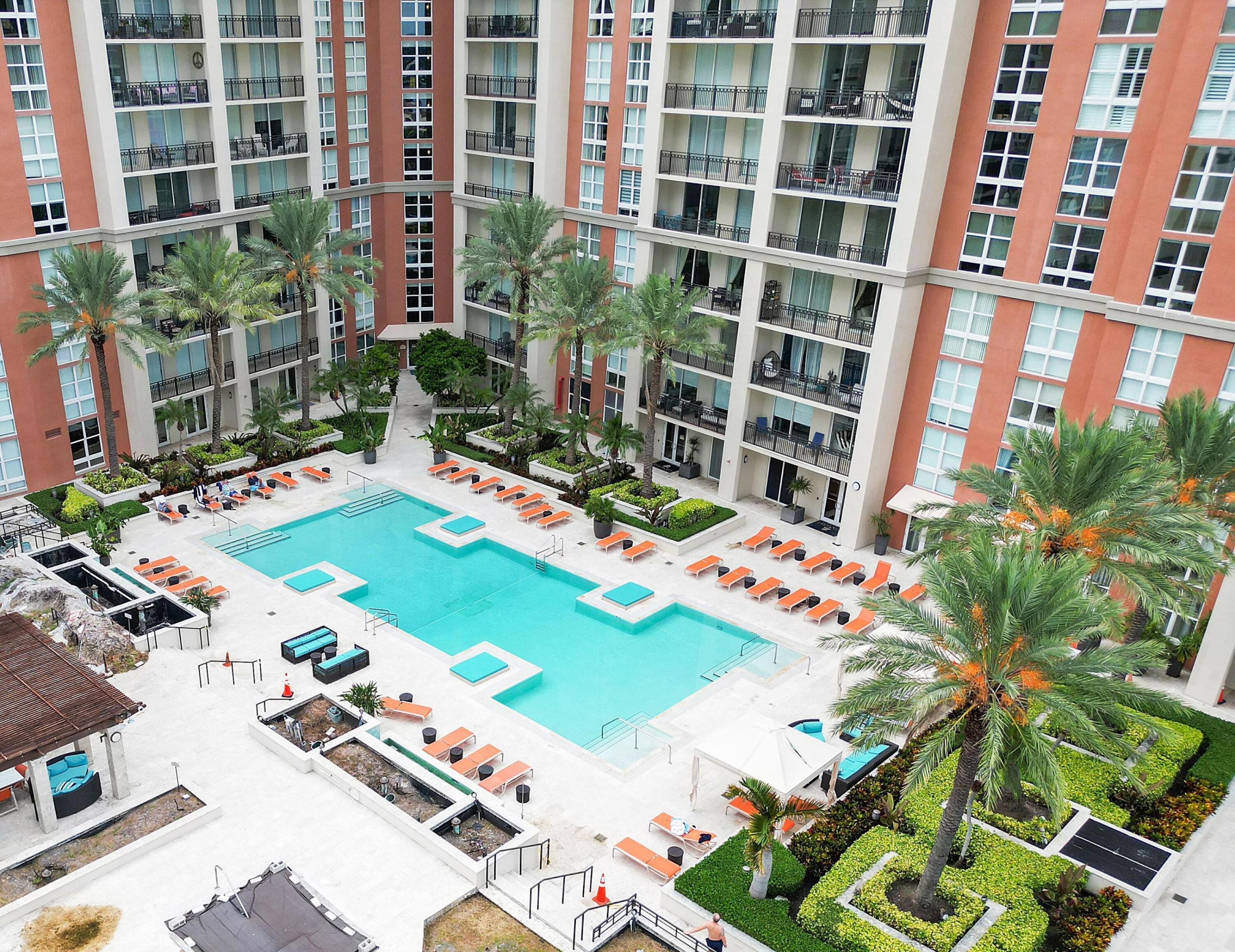550 OKEECHOBEE Boulevard 1017