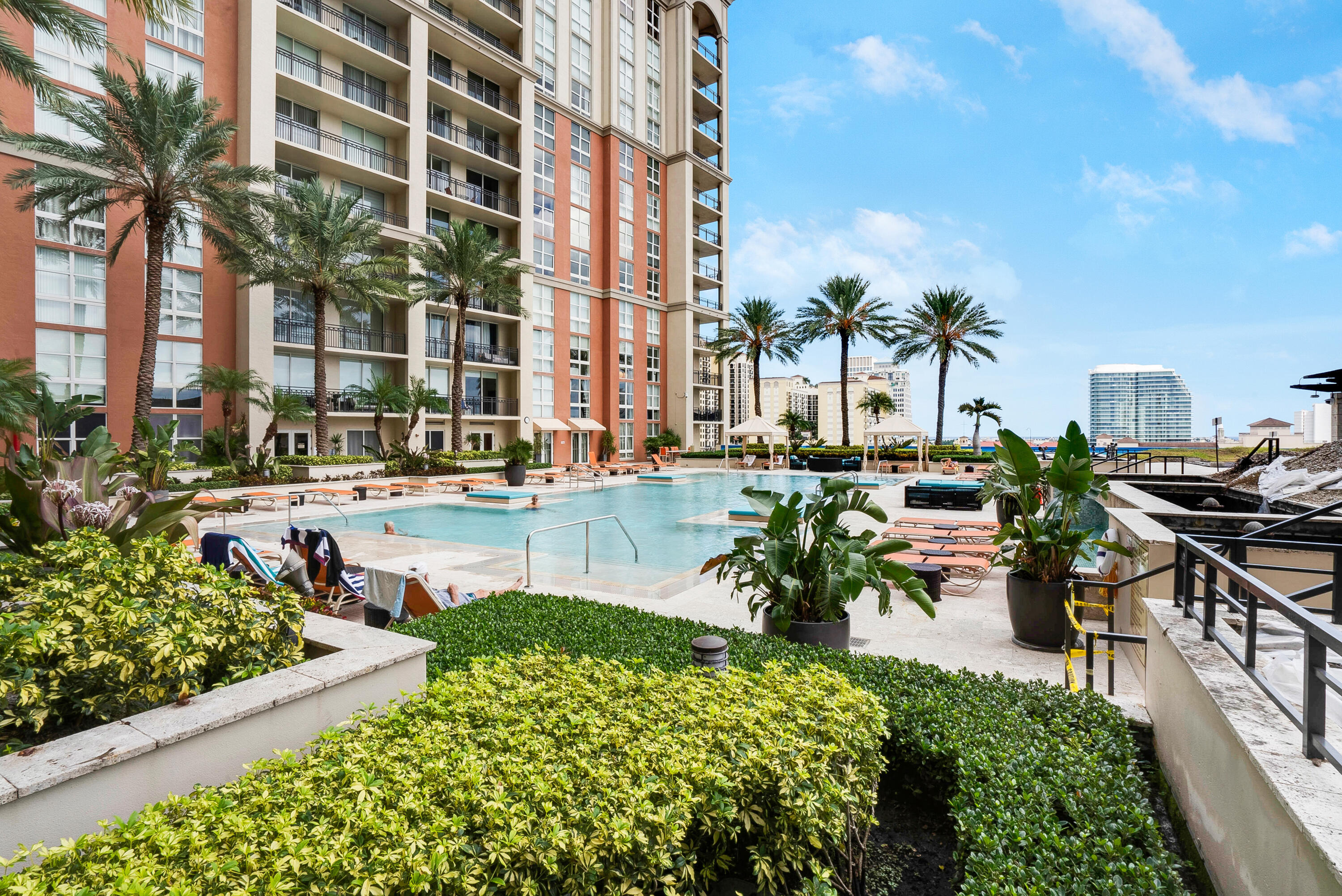 550 OKEECHOBEE Boulevard 1017