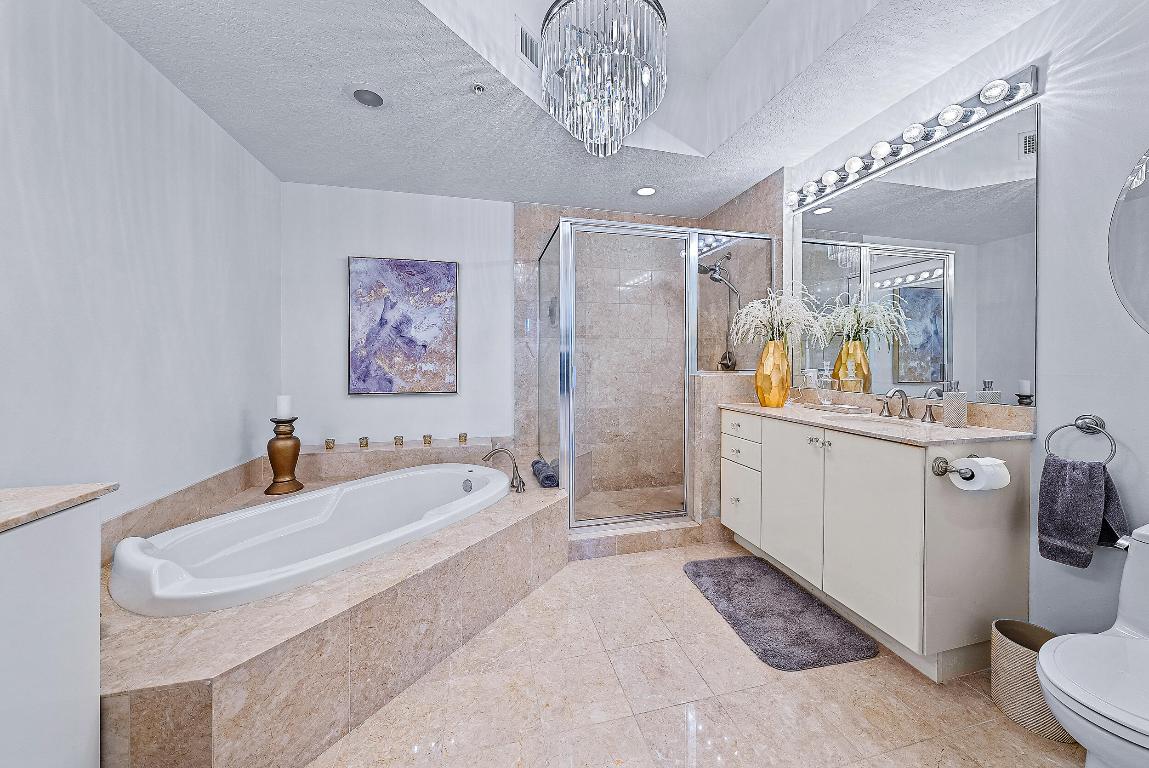 701 S Olive Avenue 802