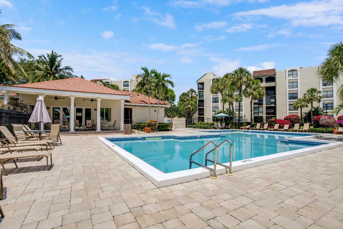 2025 Lavers Circle D208