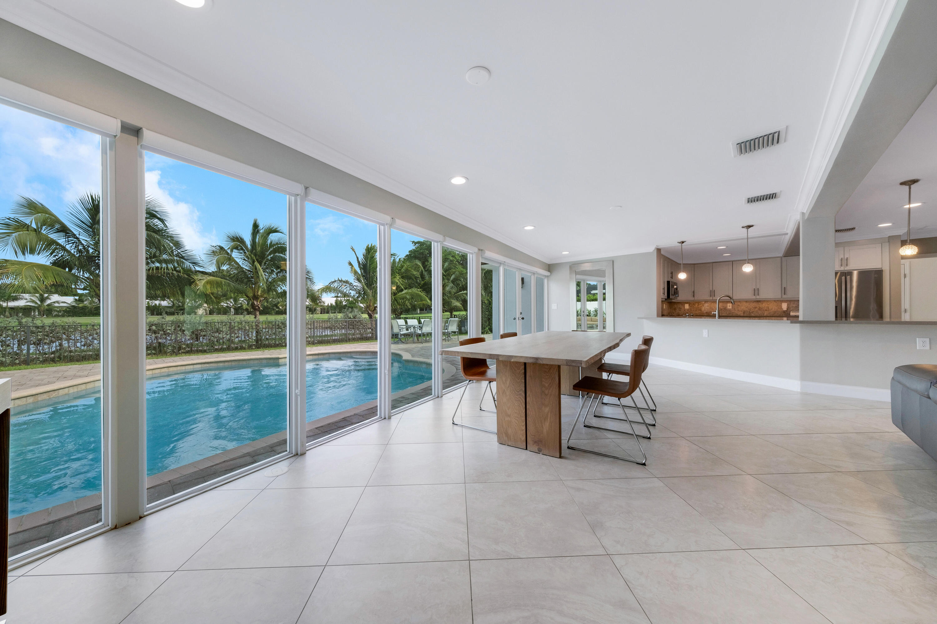 5733 Golfway Drive