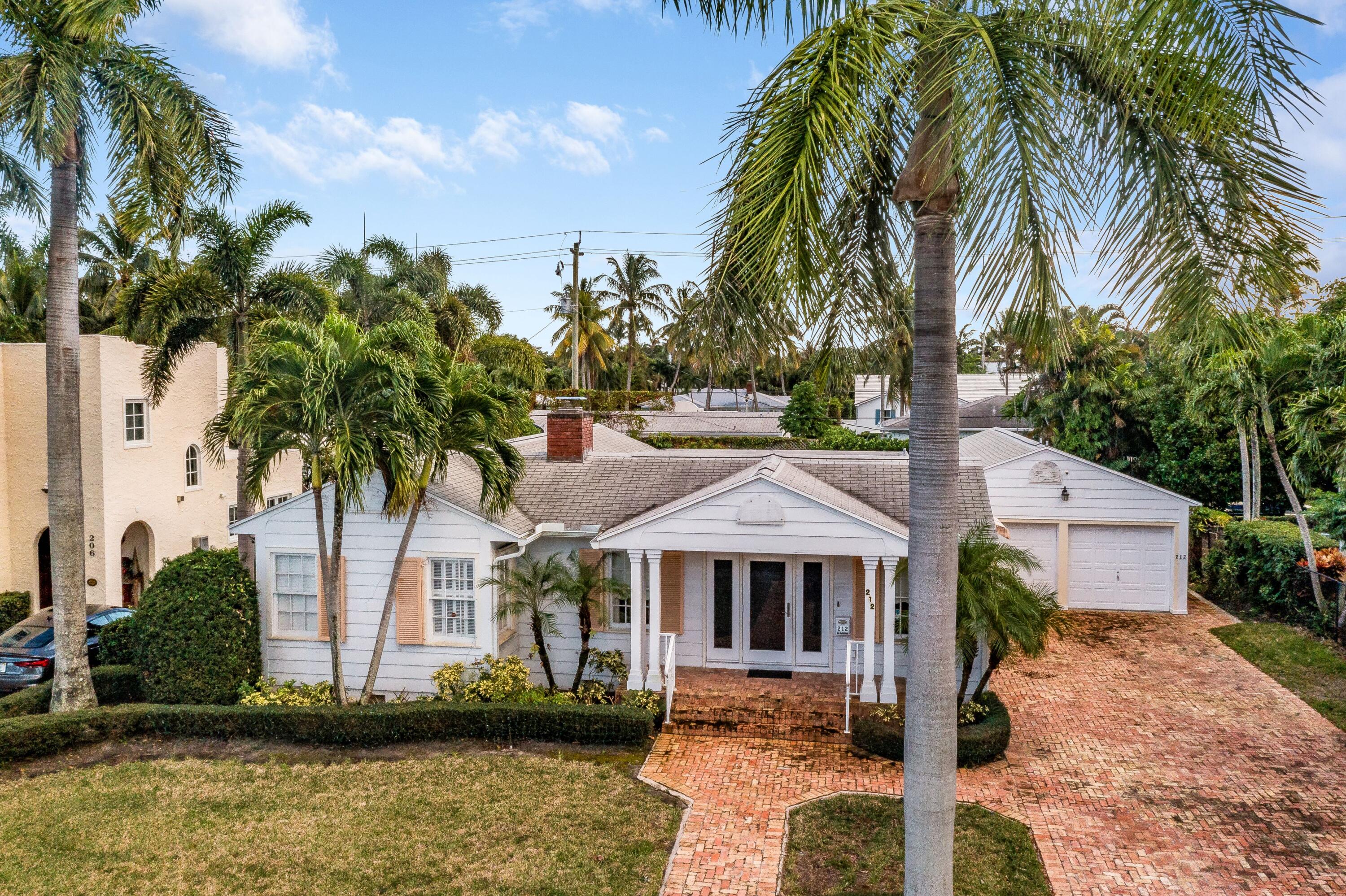 212 Dyer Road