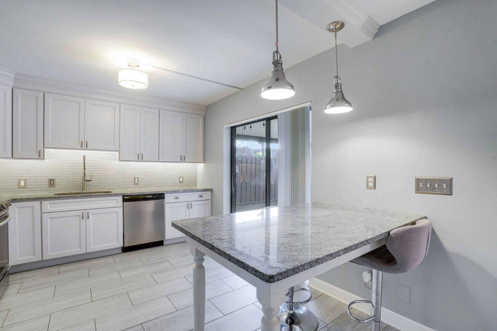 5923 SE Riverboat Drive 602