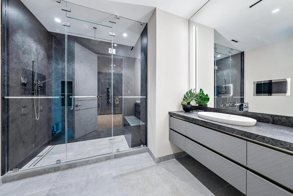 3030 Washington Road