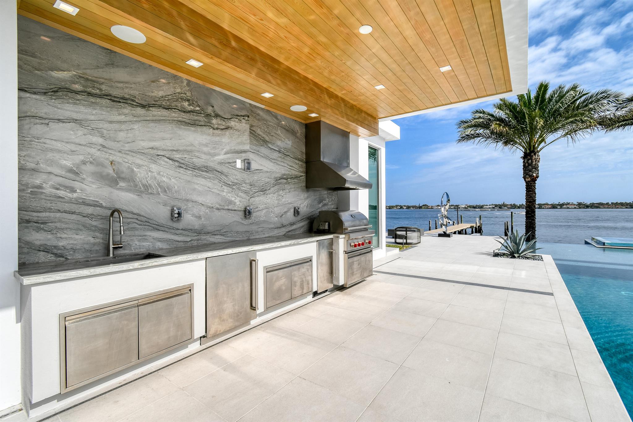 3030 Washington Road