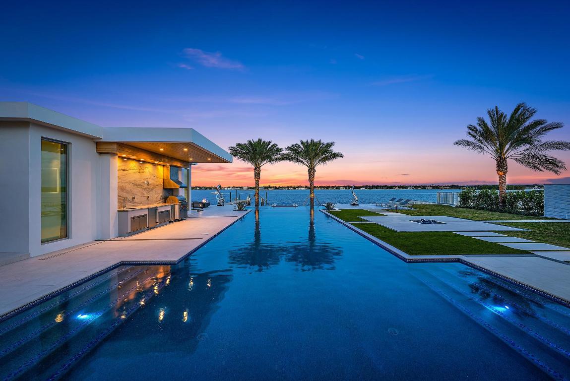 3030 Washington Road