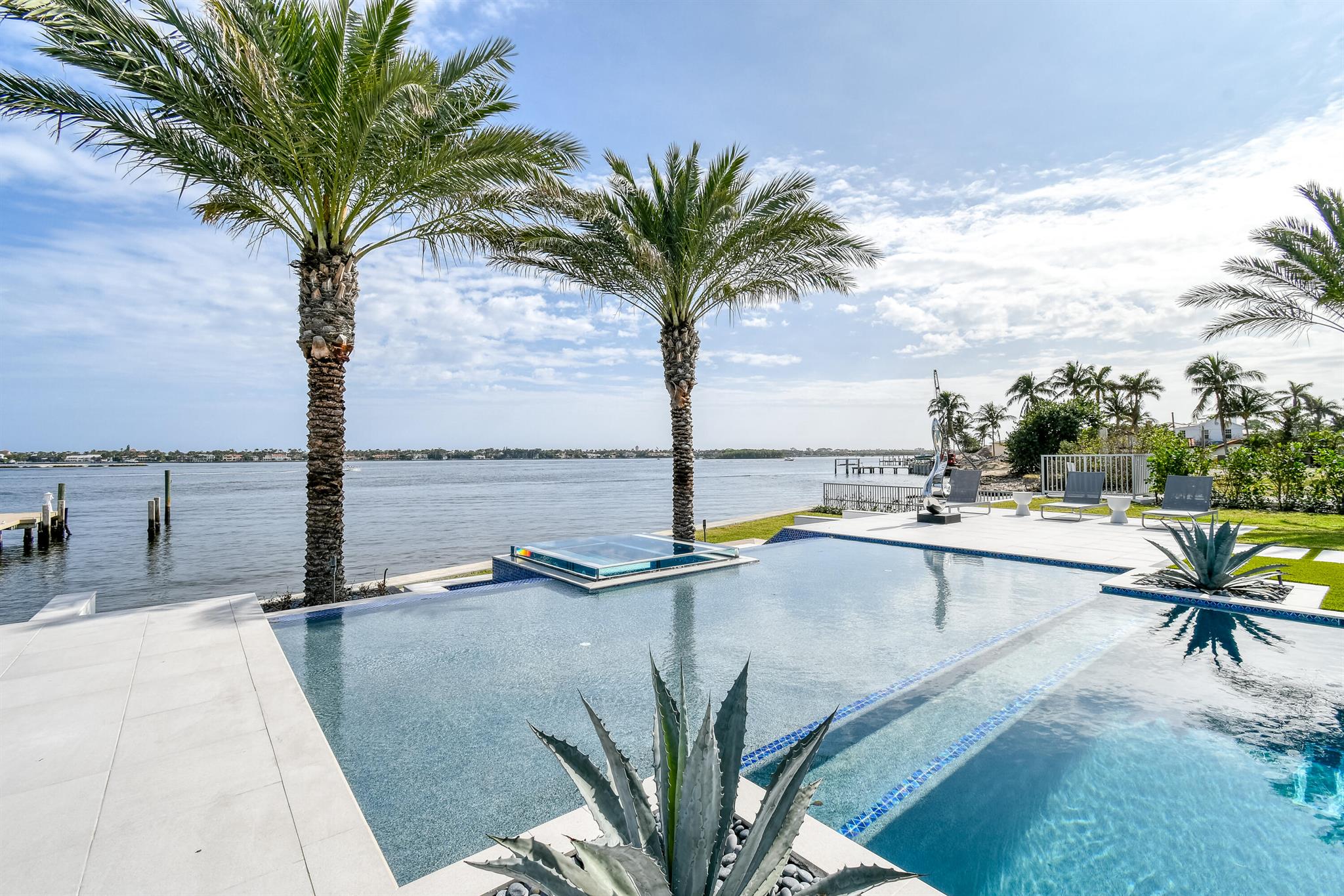 3030 Washington Road