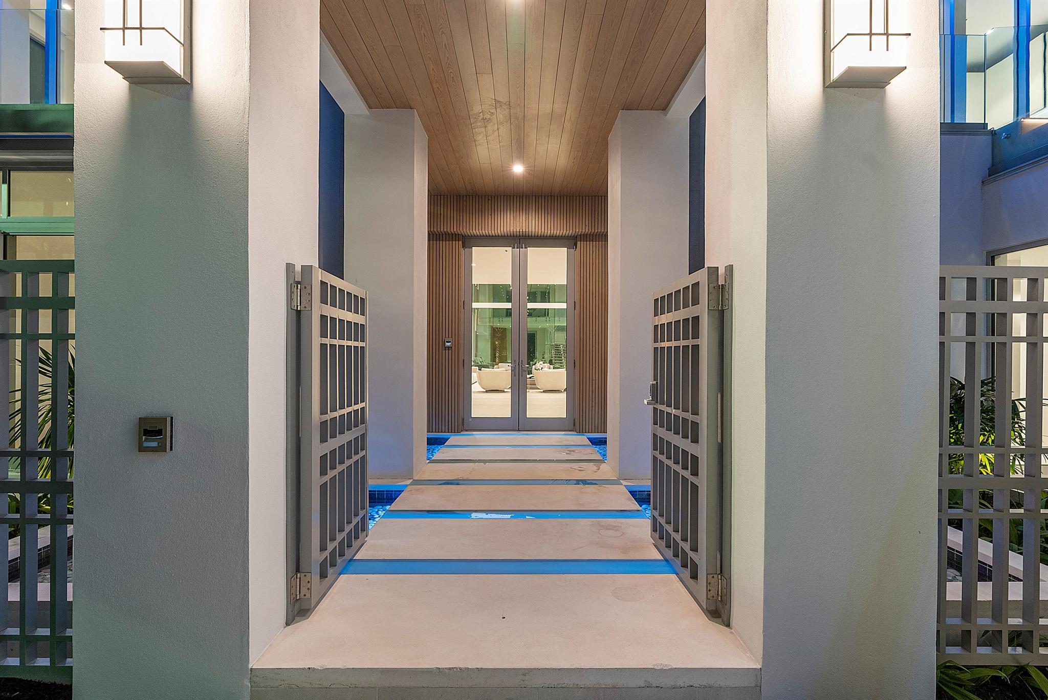 3030 Washington Road