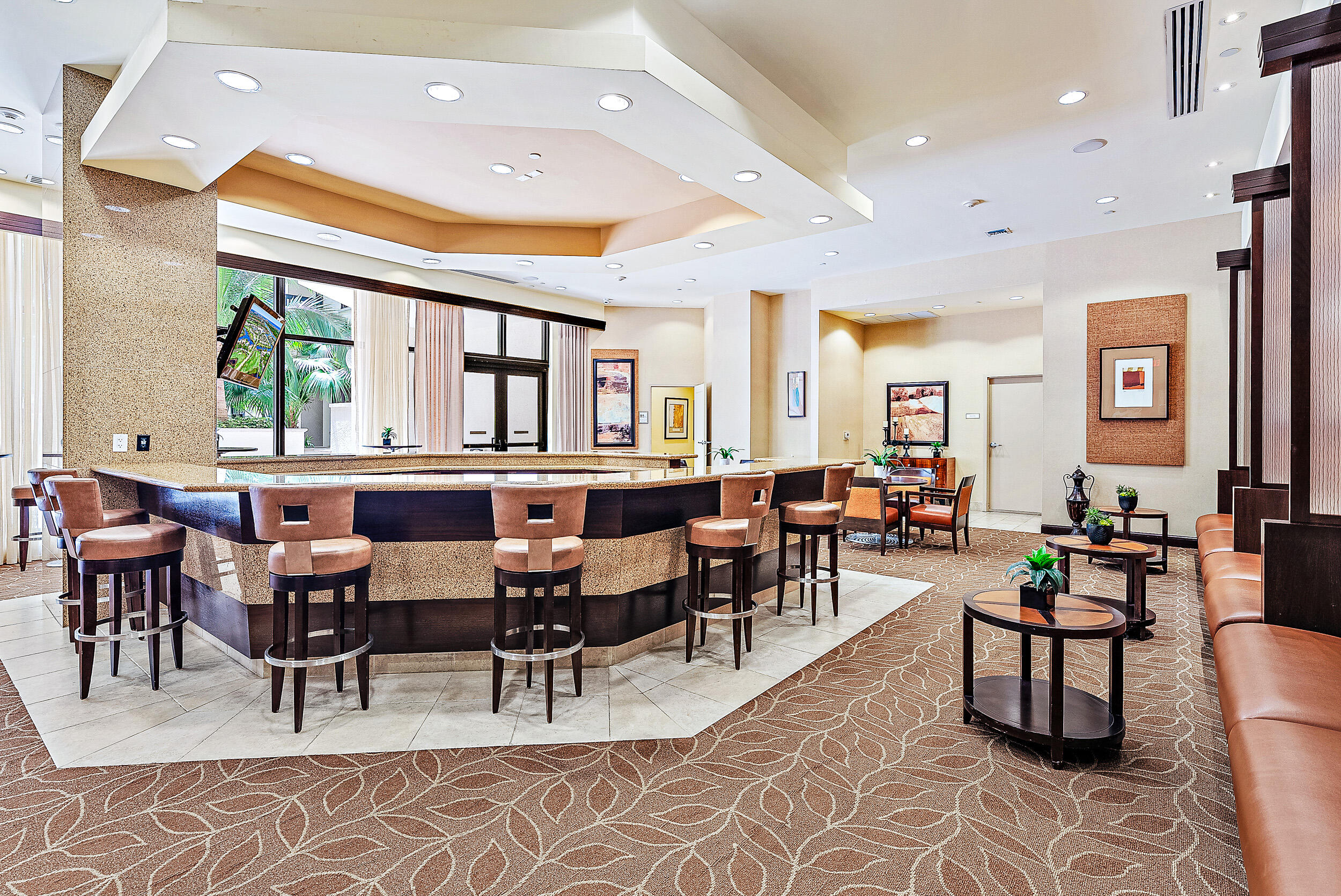 701 S Olive Avenue 802