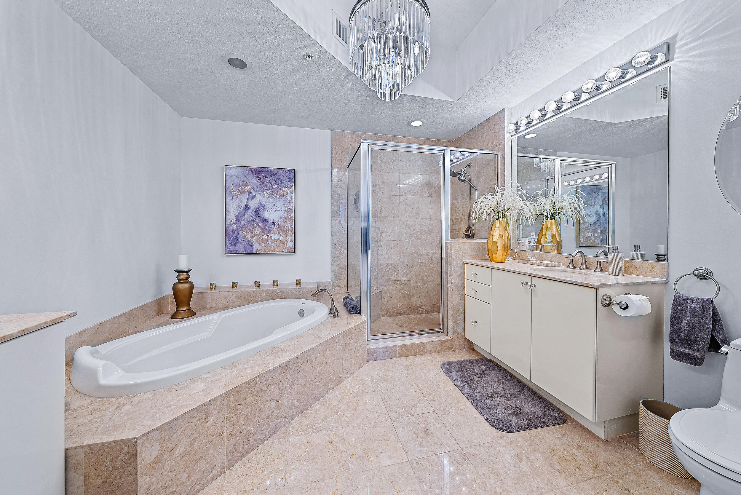 701 S Olive Avenue 802