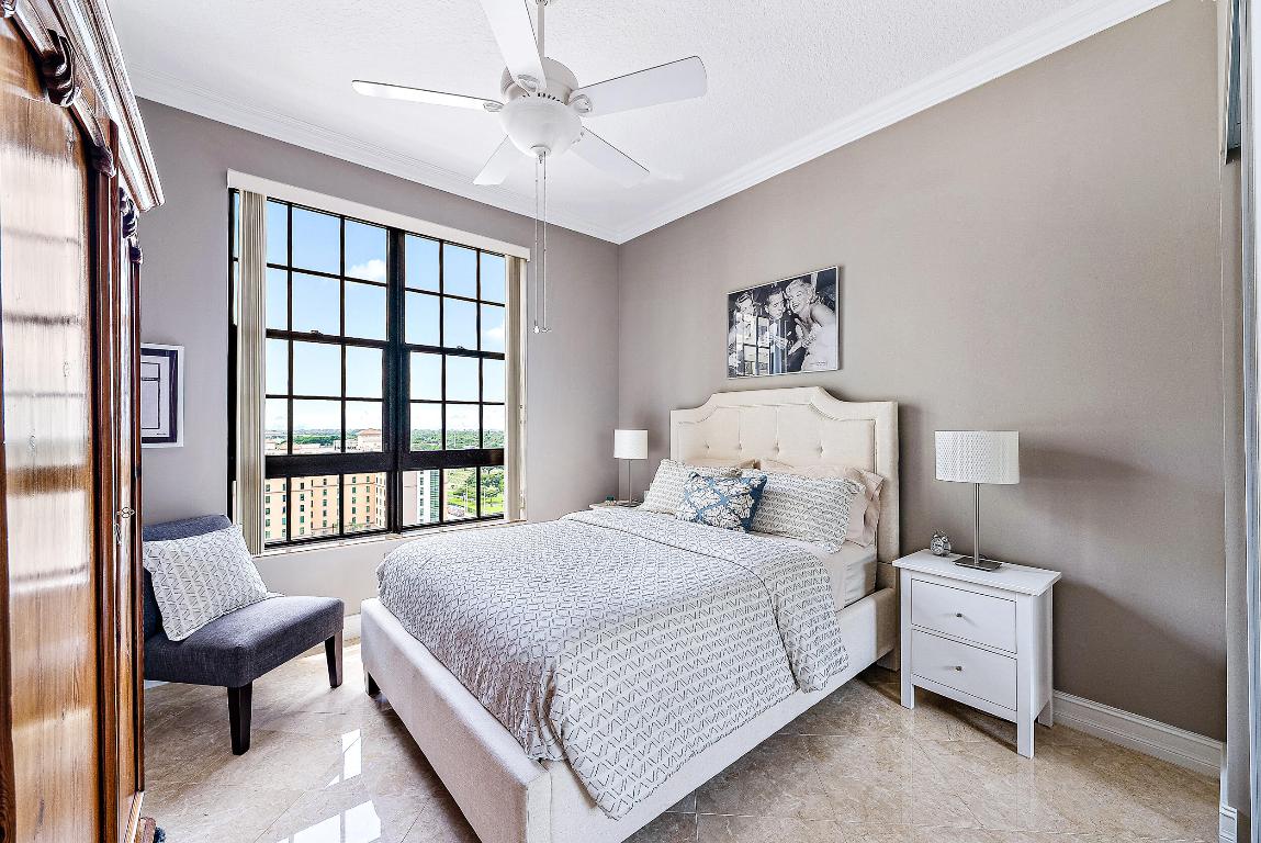 701 S Olive Avenue 802