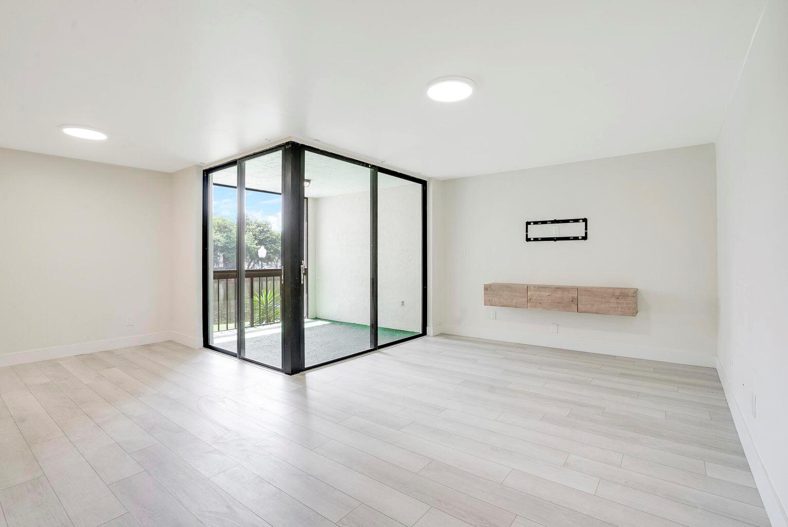 2025 Lavers Circle D208