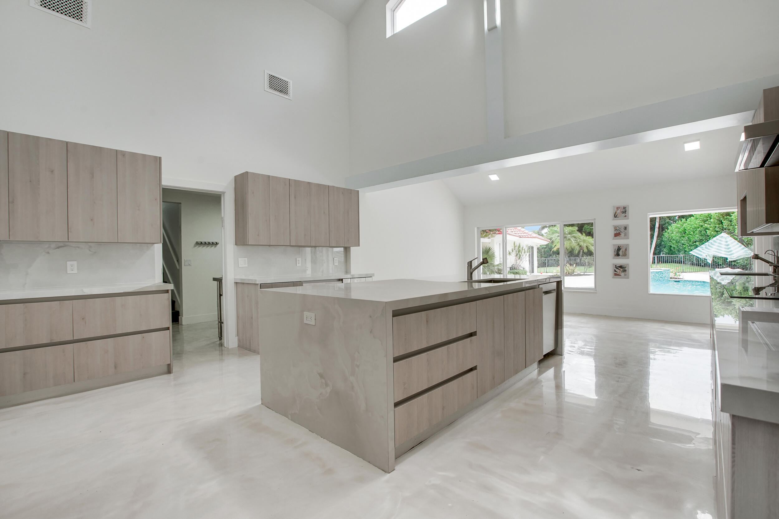 7351 Valencia Drive