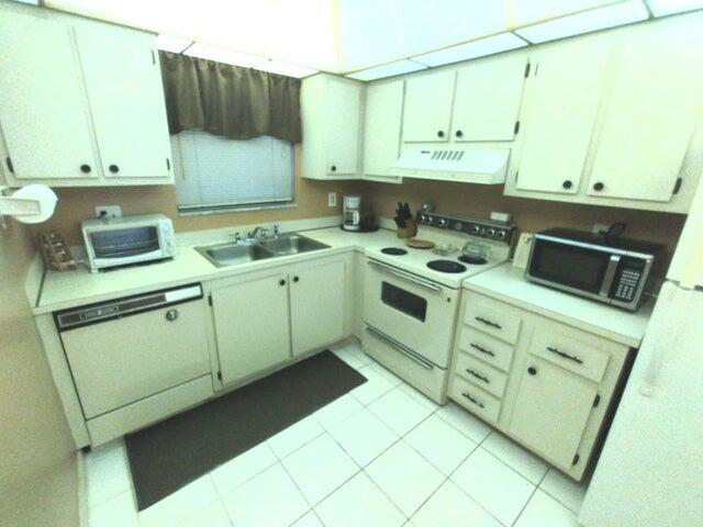 2181 W Woolbright Road N205