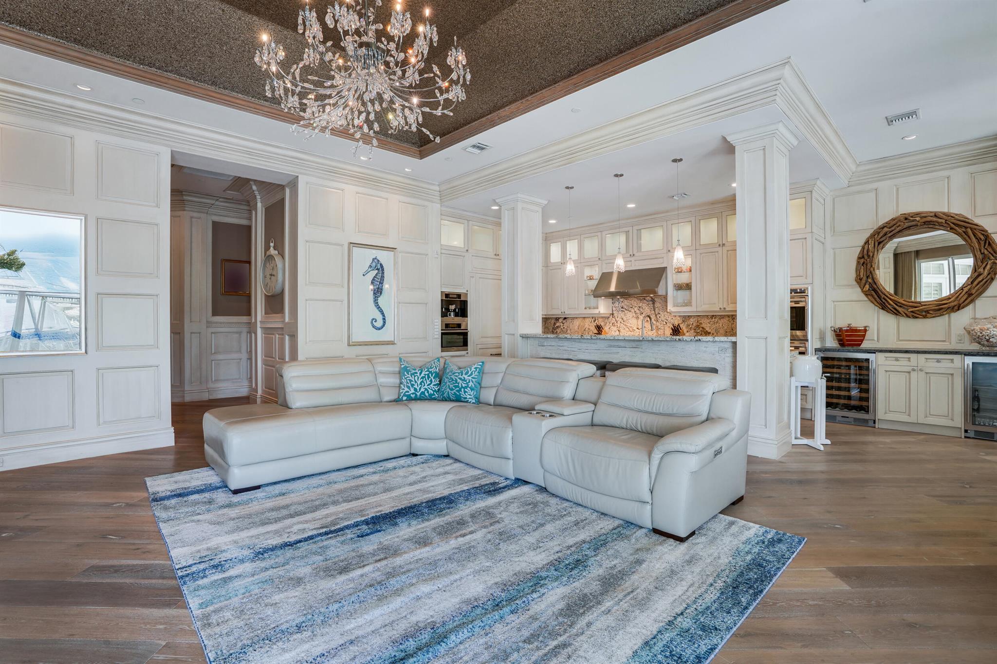 400 S Ocean Boulevard 215