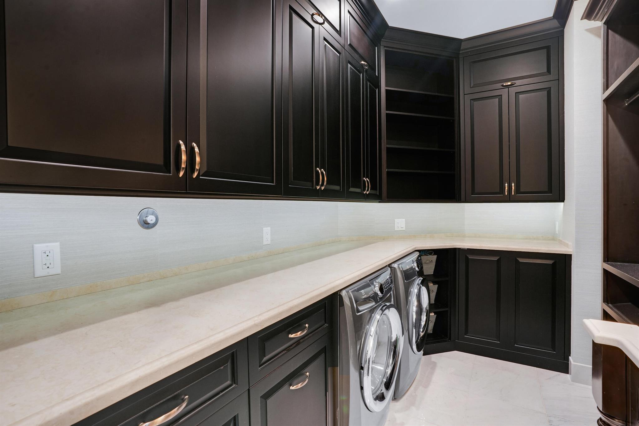 400 S Ocean Boulevard 215