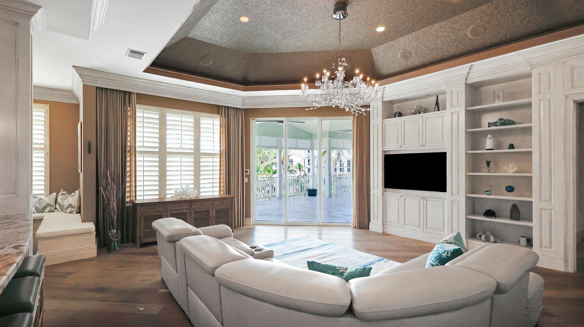 400 S Ocean Boulevard 215