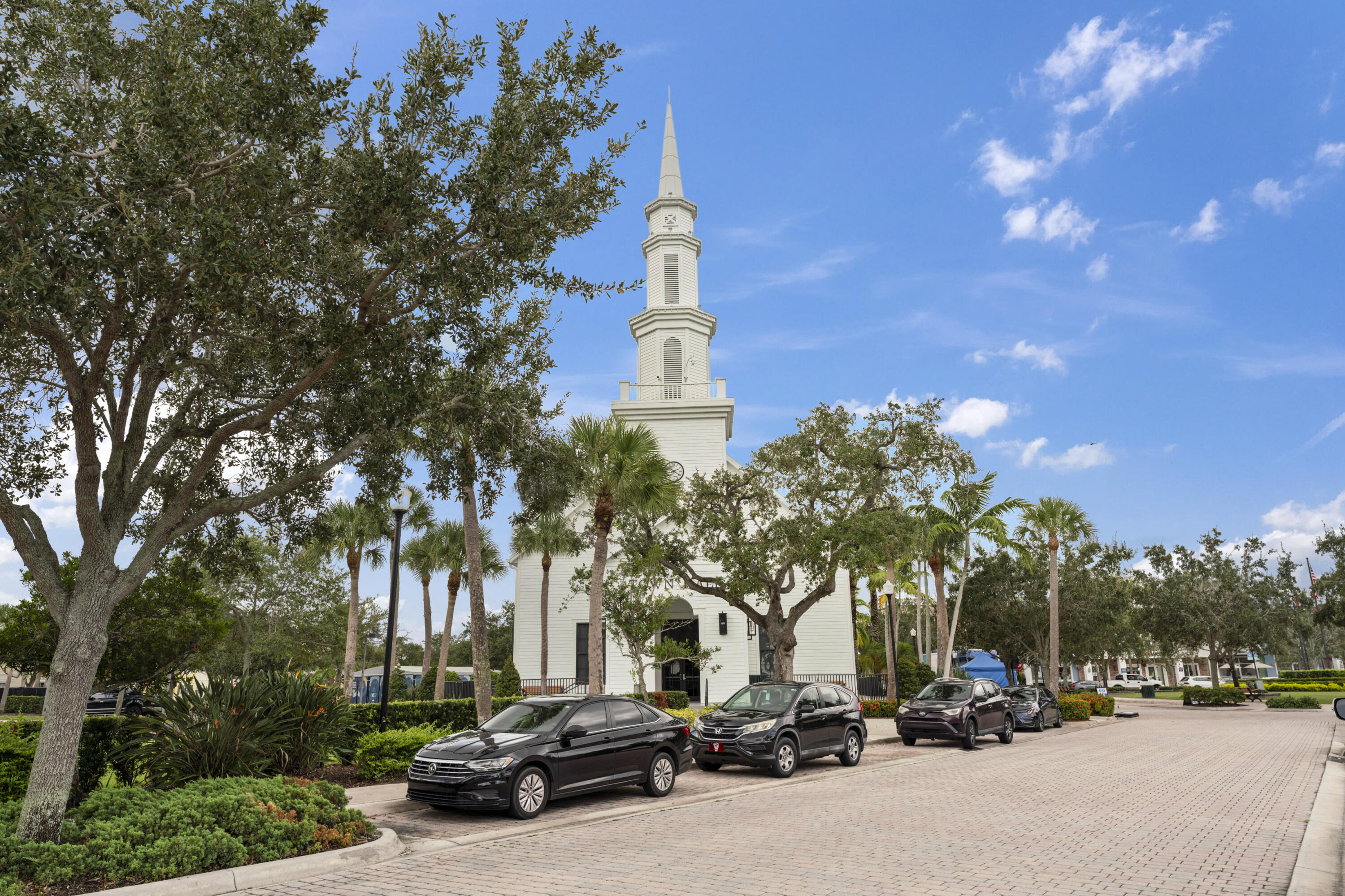 10780 SW Dardanelle Drive