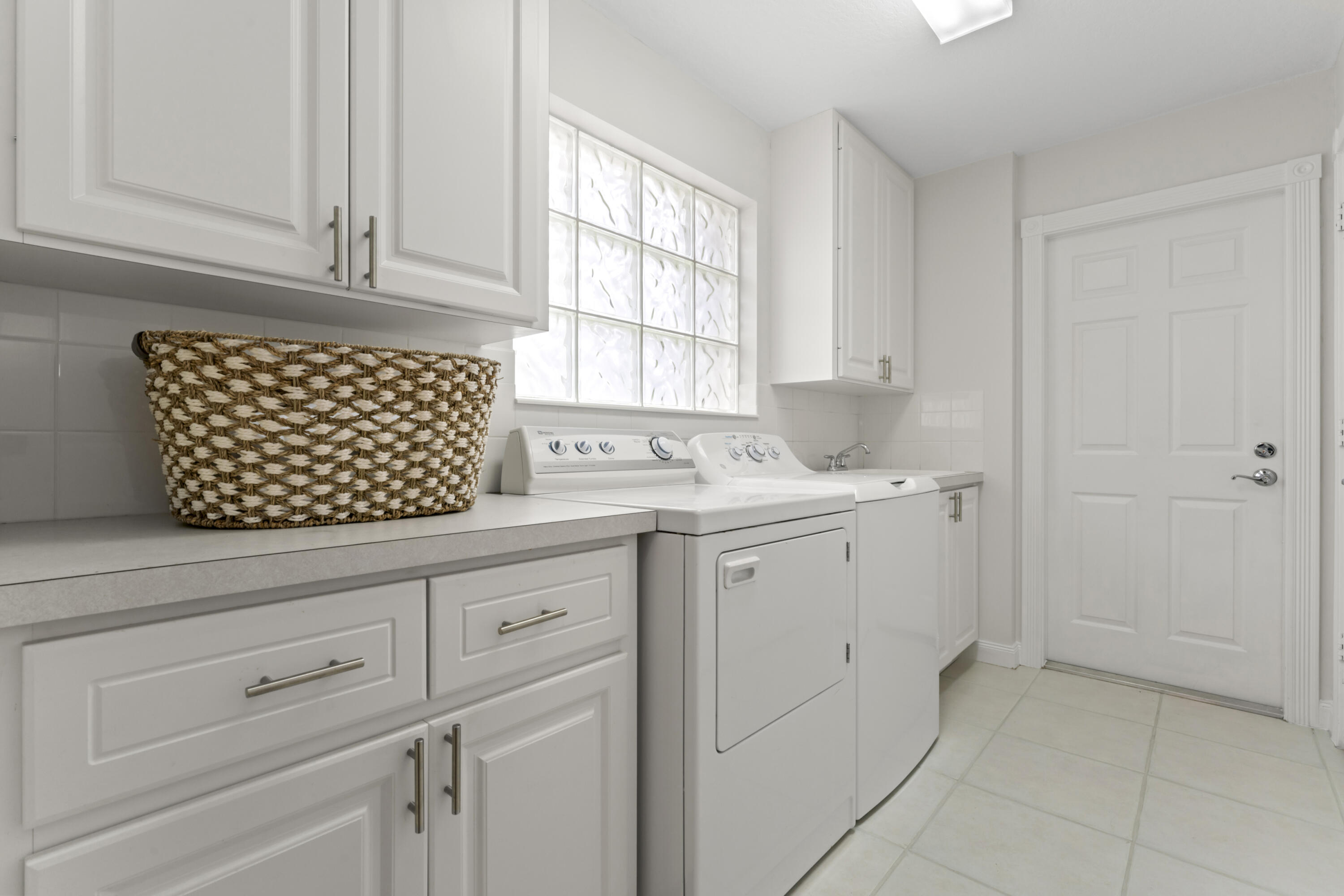 10780 SW Dardanelle Drive