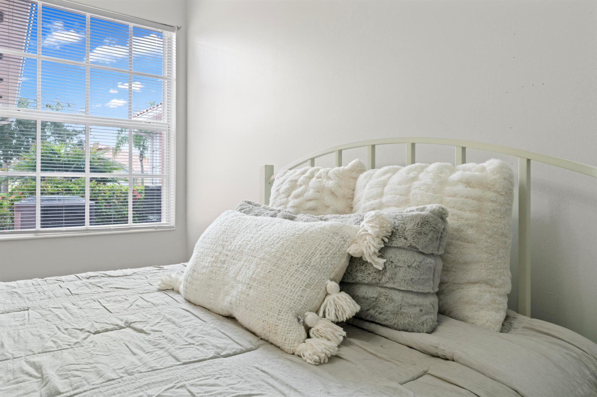 10780 SW Dardanelle Drive