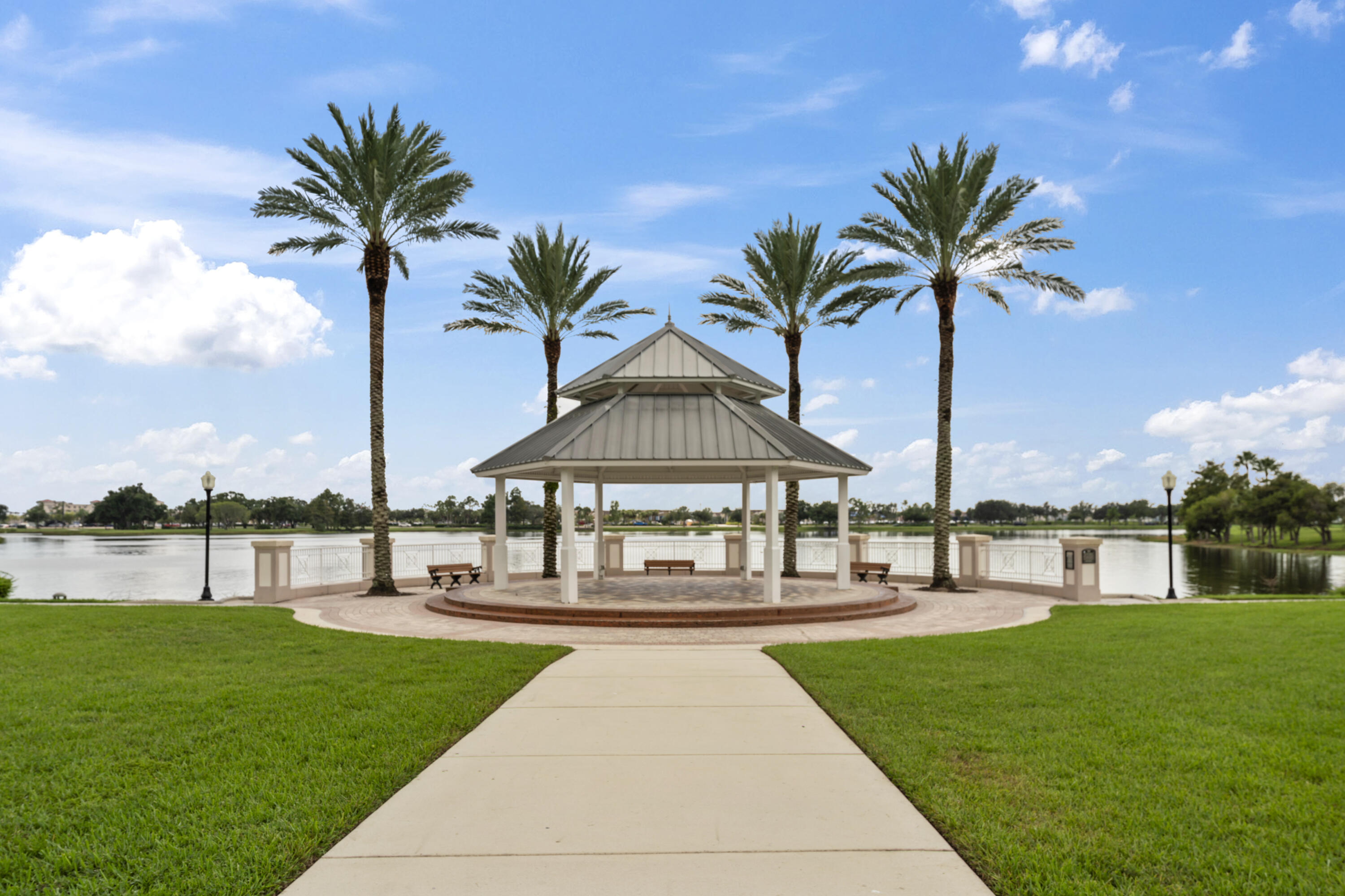 10780 SW Dardanelle Drive