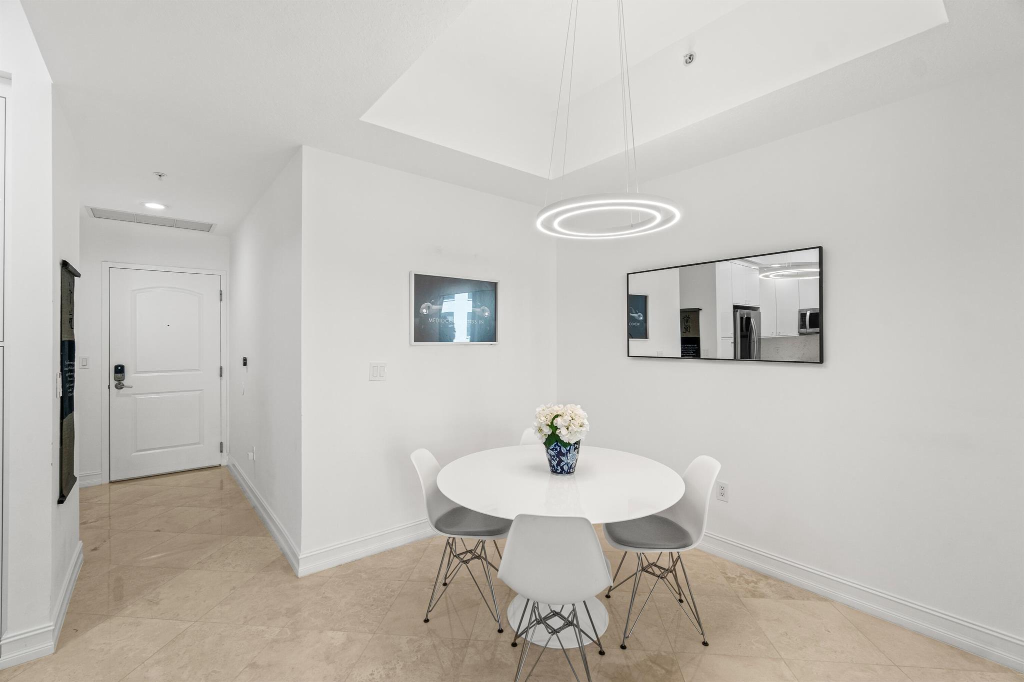 701 S Olive Avenue 1014