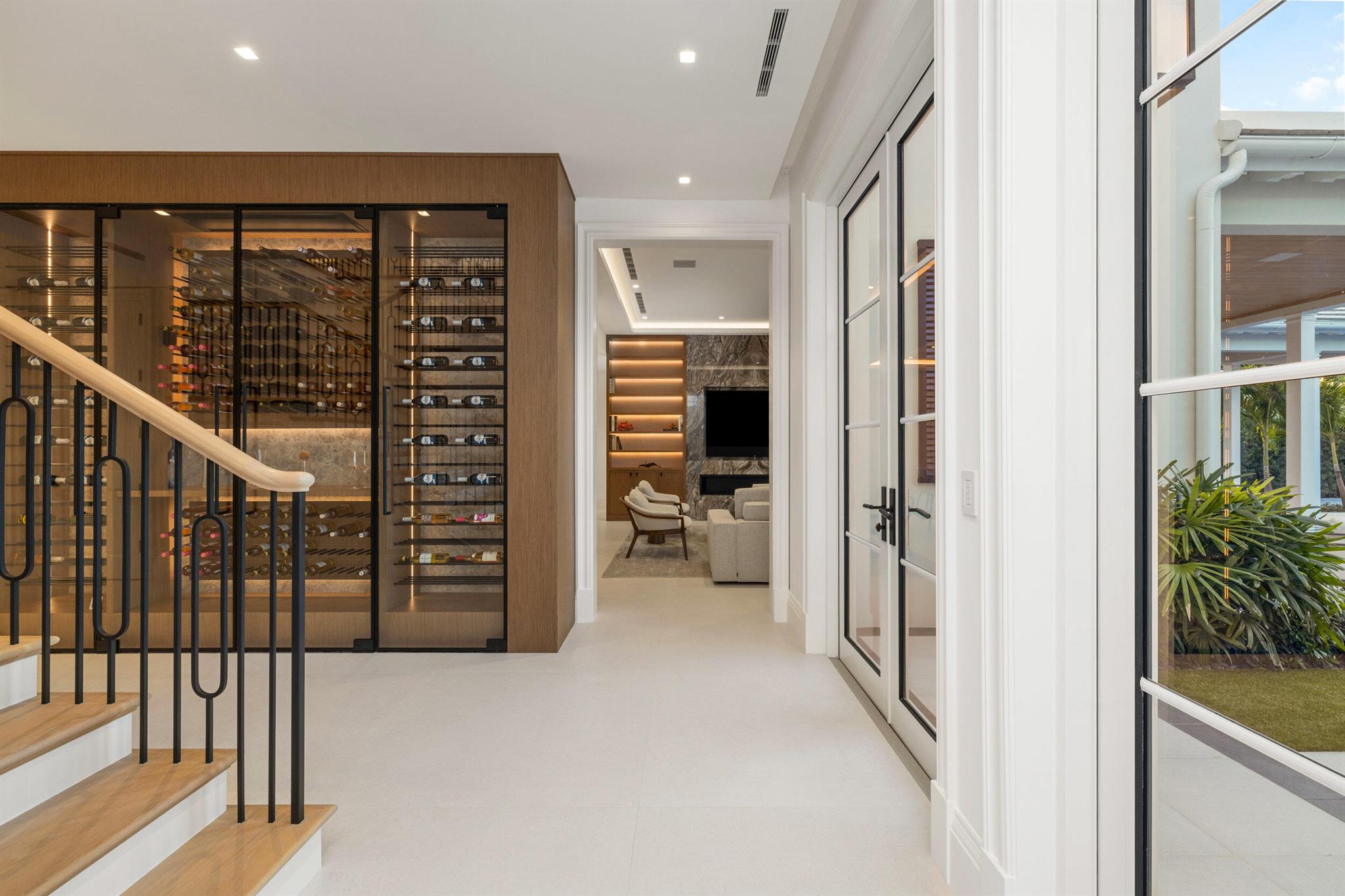 2415 S Flagler Drive