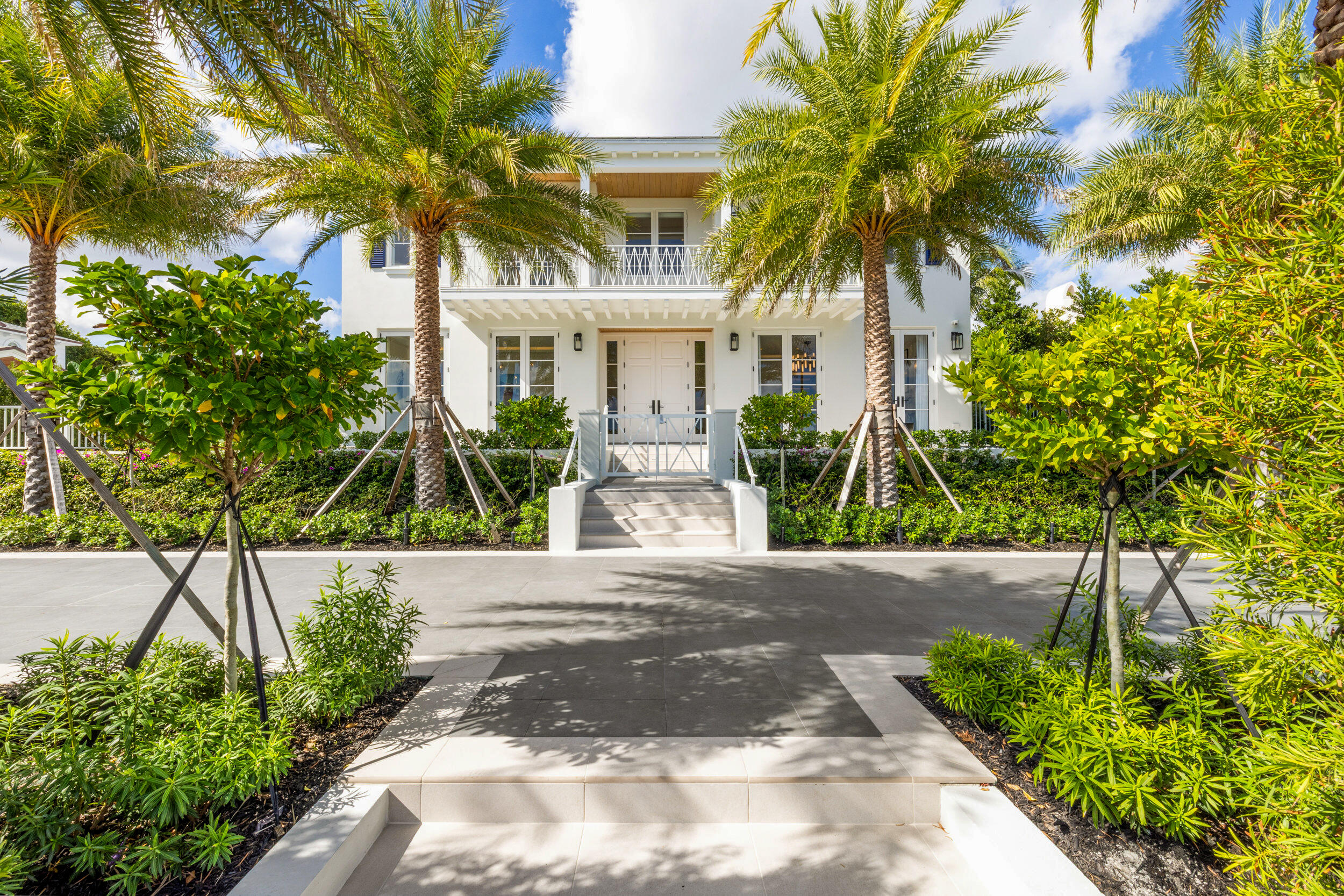 2415 S Flagler Drive